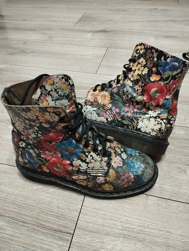 Dr. Martens Dr. Martens Sienna Miller vintage rare Made in England UK6 Size US 8.5 / IT 38.5 - 7 Thumbnail