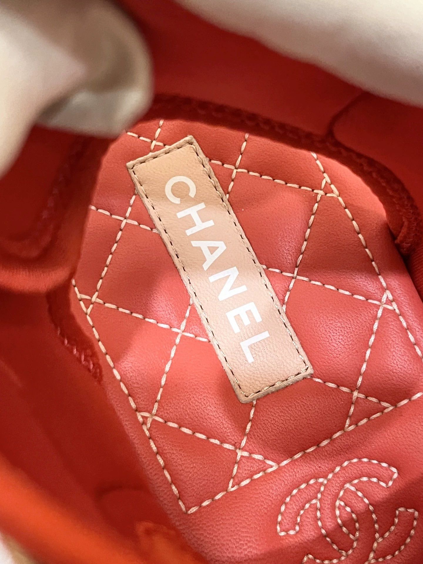 Chanel Chanel Red Velcro Sandals 36 EUR Pre-owned (creases) Size US 5.5 / IT 35.5 - 5 Thumbnail