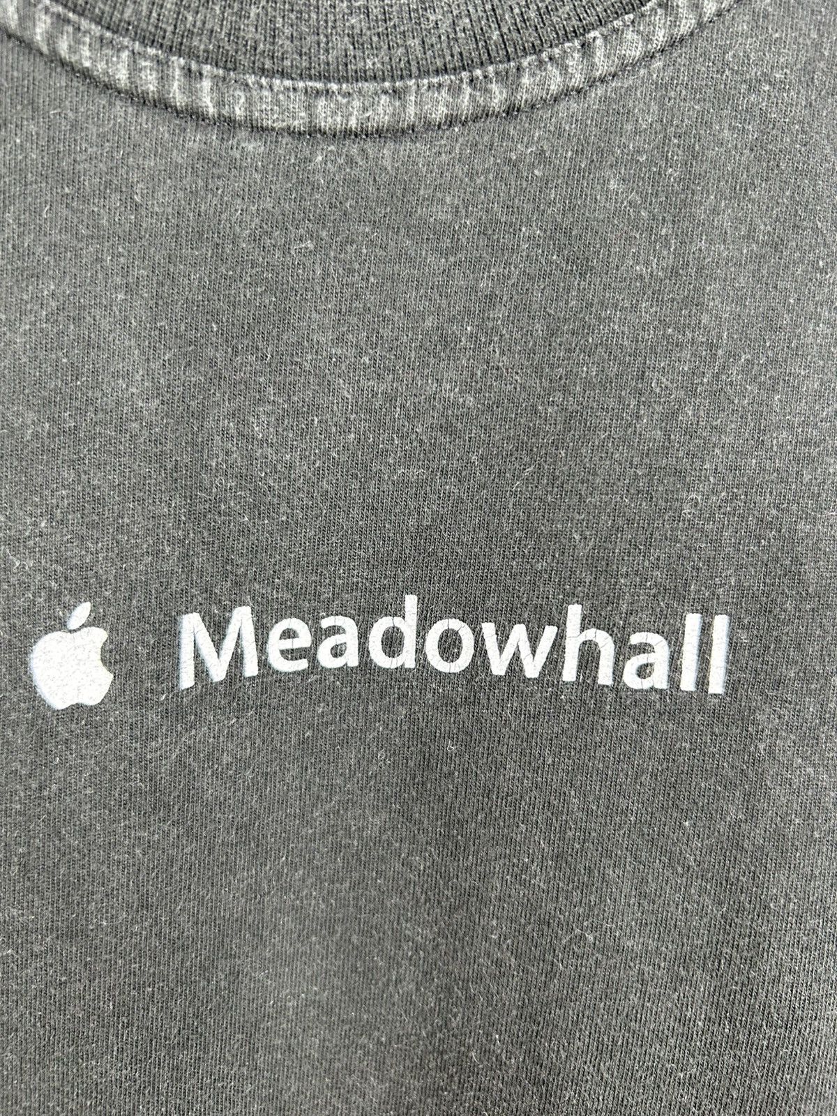 Apple Vintage 90’s Apple Meadowhall Designed in California Tee XL Size US XL / EU 56 / 4 - 7 Thumbnail