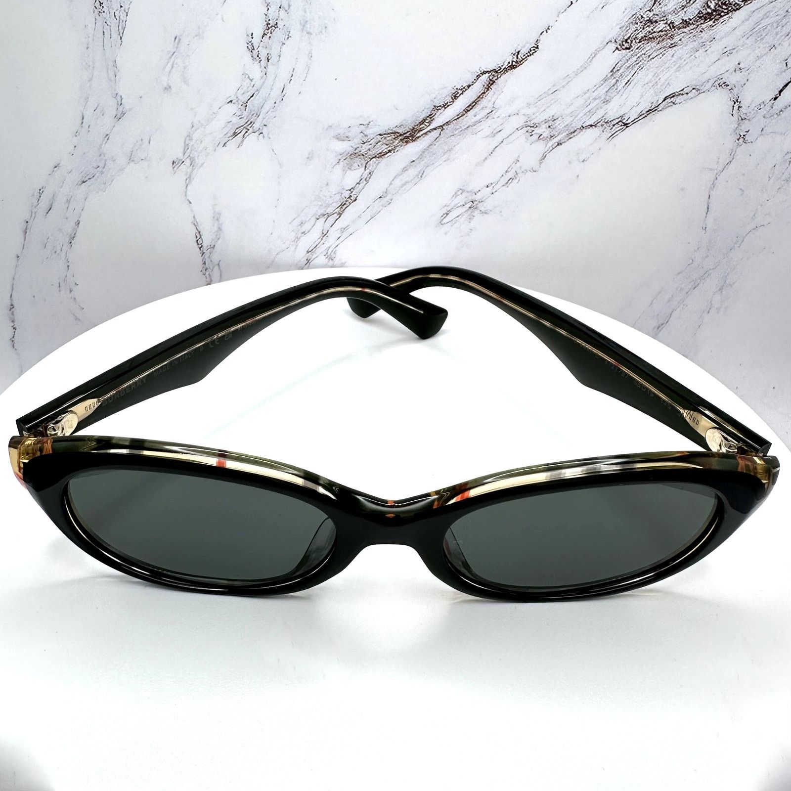Burberry New Burberry Sunglasses Black Vintage Check Oval Gold Logo Size ONE SIZE - 20 Thumbnail