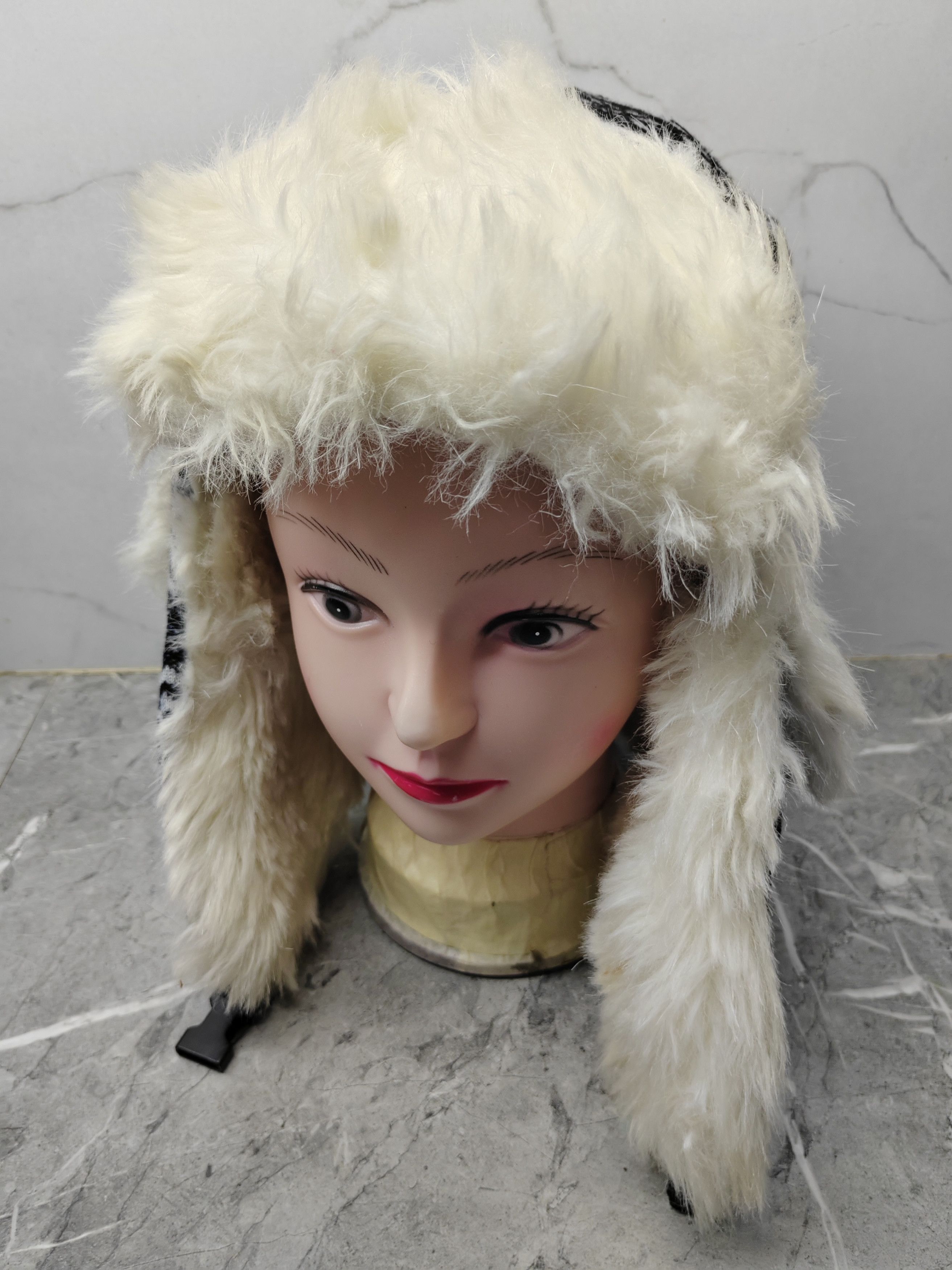 Japanese Brand Vintage Y2k Ushanka Fur Earflap Cap Hat Size ONE SIZE - 1 Thumbnail
