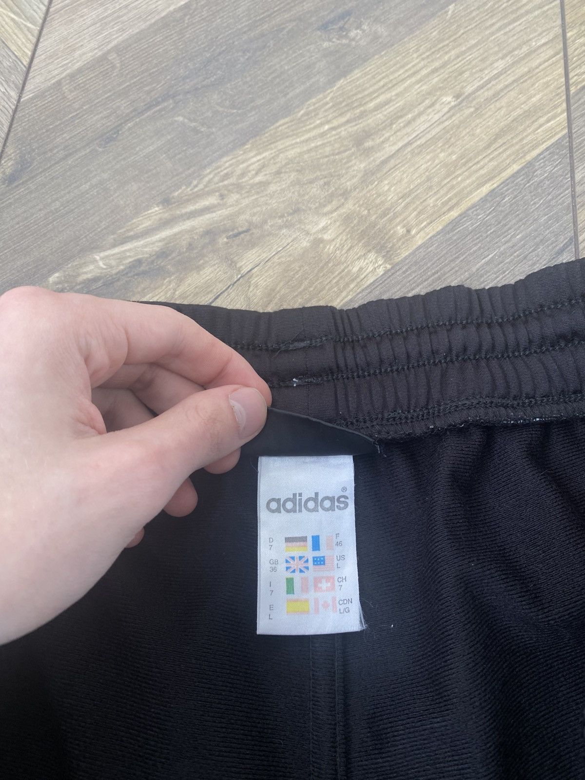 Adidas × Vintage Vintage Adidas 90s style shorts Size US 34 / EU 50 - 6 Thumbnail