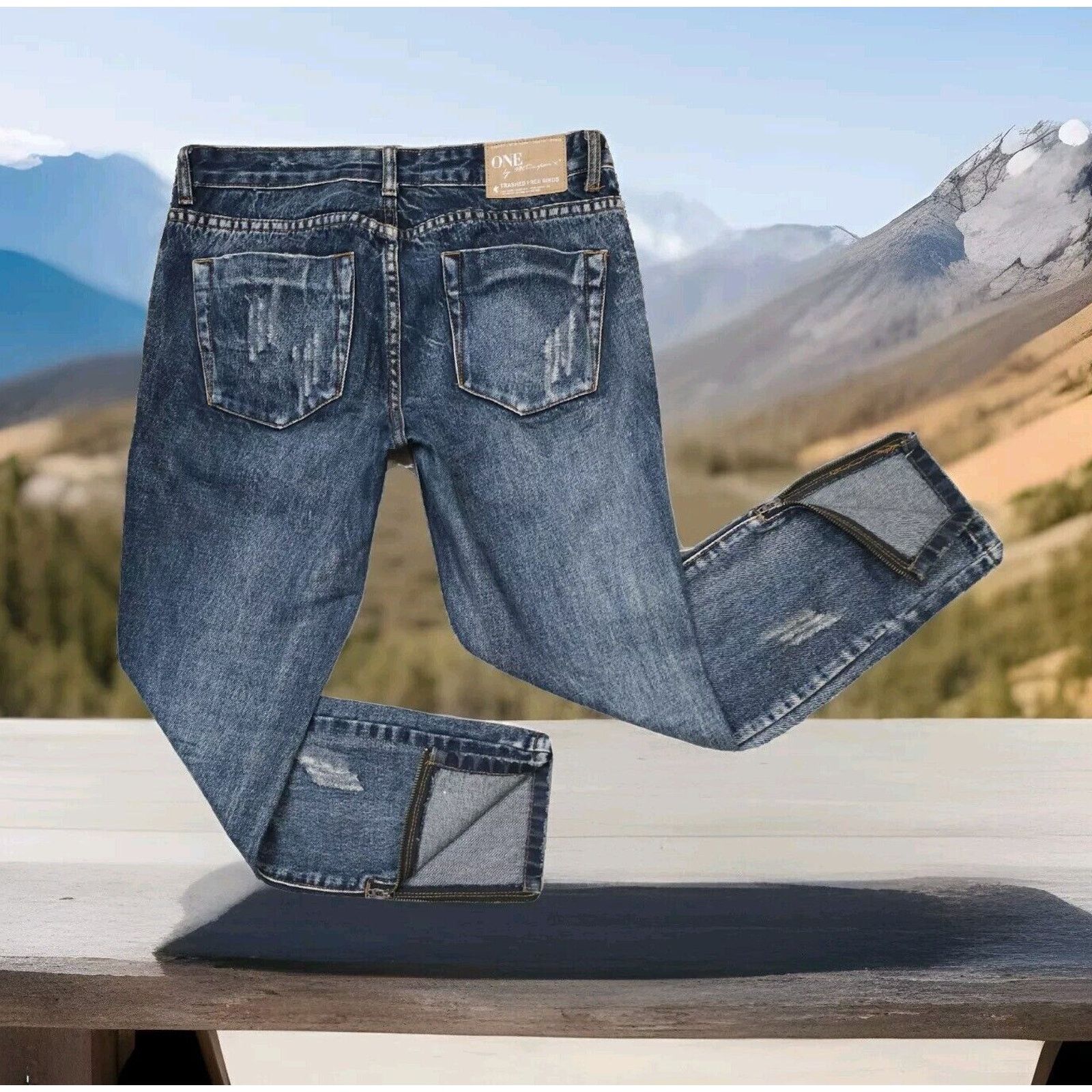 One Teaspoon One Teaspoon Trashed Free Birds Low Waist Distressed 27 W 30 Size 27" / US 4 / IT 40 - 8 Thumbnail