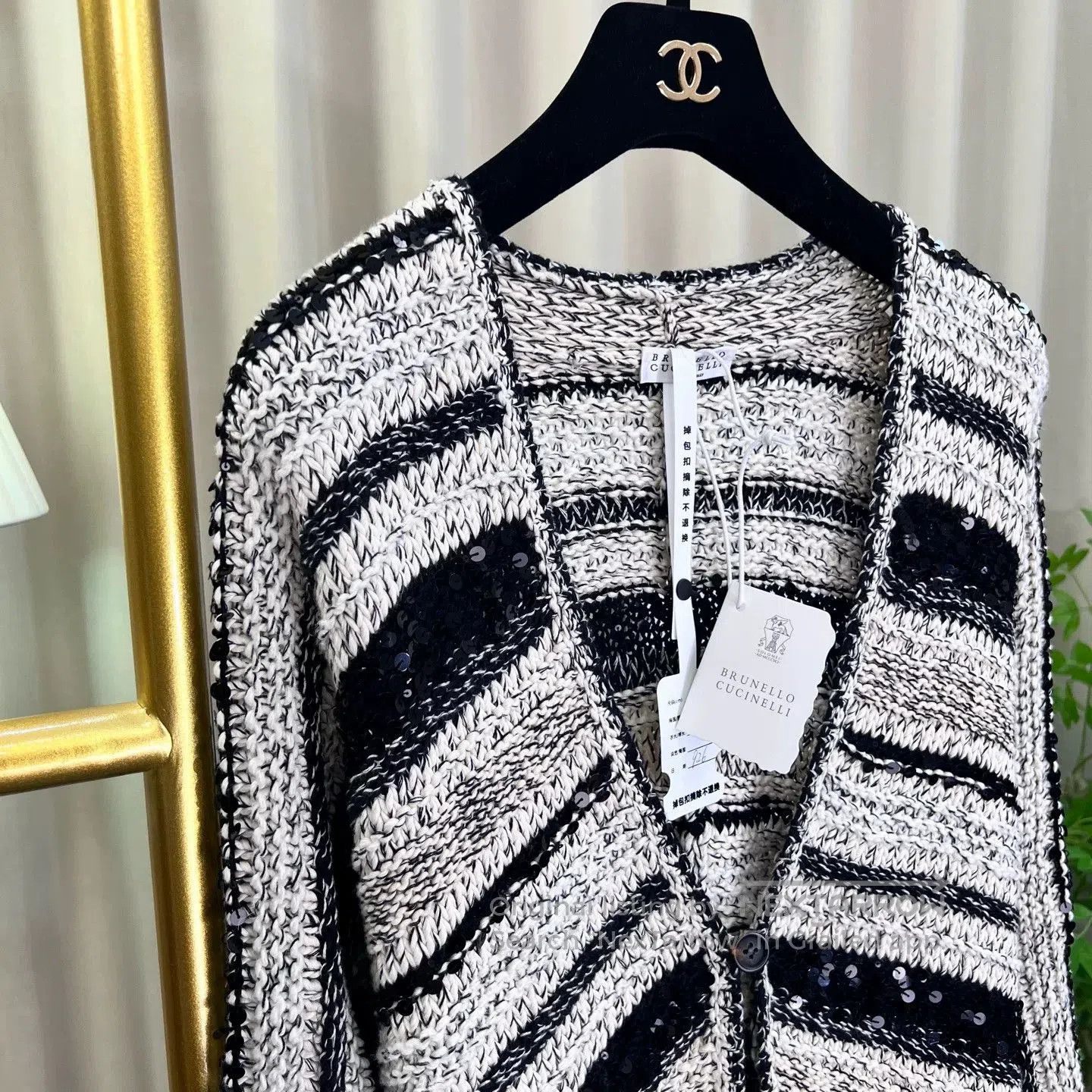 Brunello Cucinelli Brunello Cucinelli Sequin Tie Cardigan. Size US M / EU 48-50 / 2 - 5 Thumbnail