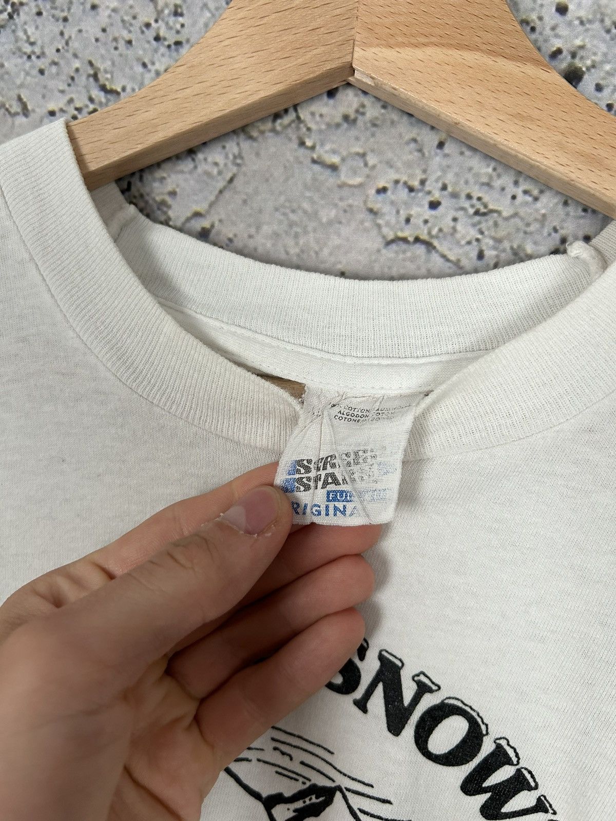 Vintage Vintage Single Stitch Snowdon Graphic Tee 90s Hype Size US XL / EU 56 / 4 - 5 Thumbnail