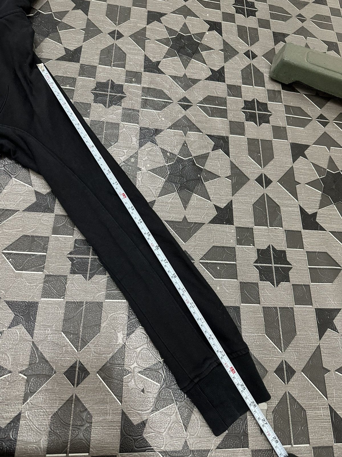 Y-3 Y-3 Yohji Yamamoto Logo Hoodies in Black Size US M / EU 48-50 / 2 - 7 Thumbnail