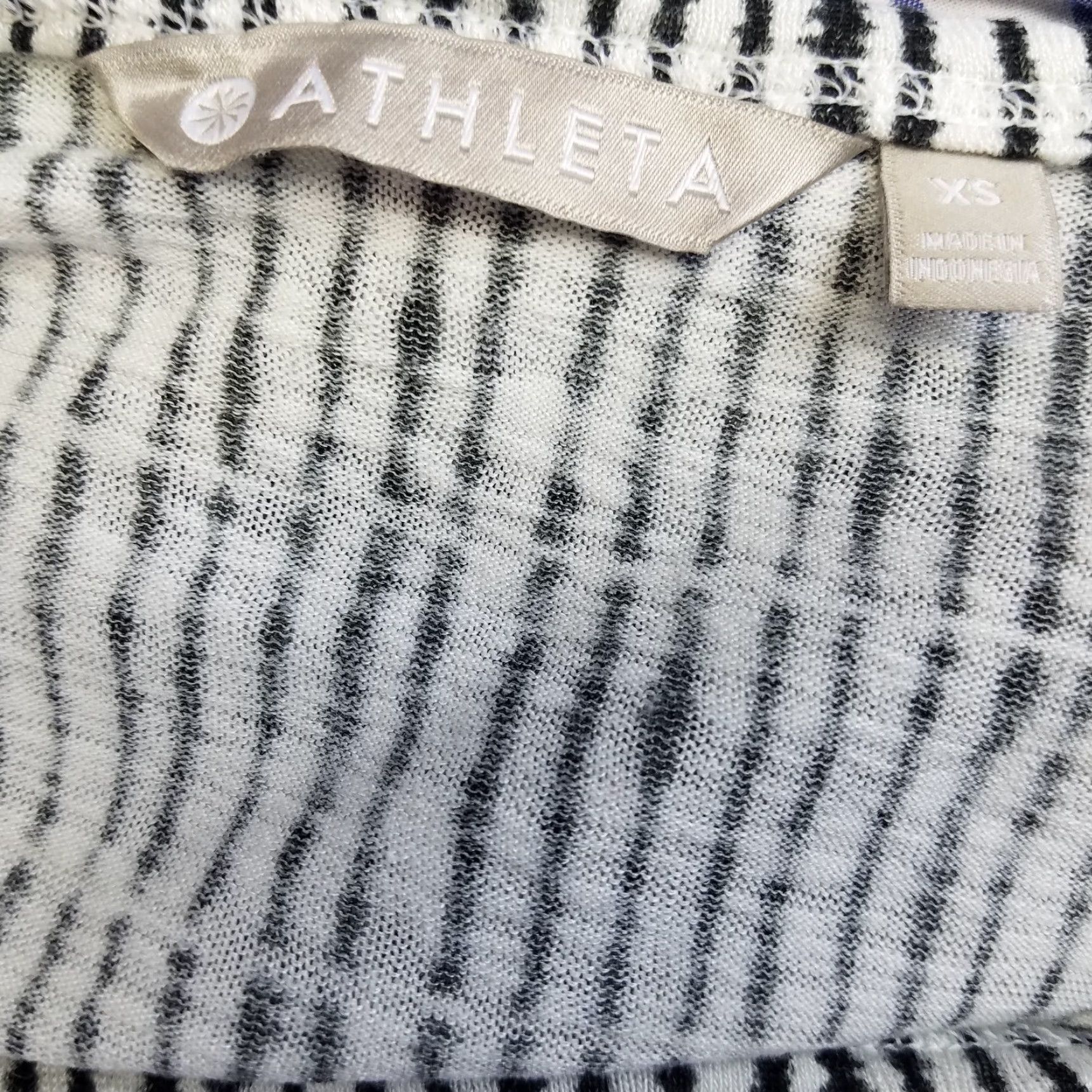 Athleta Athleta Womens Tank Top XS White Sleeveless Scoop Neck Modal Blend Activewear Womens XS Tank Top Size XS / US 0-2 / IT 36-38 - 4 Thumbnail