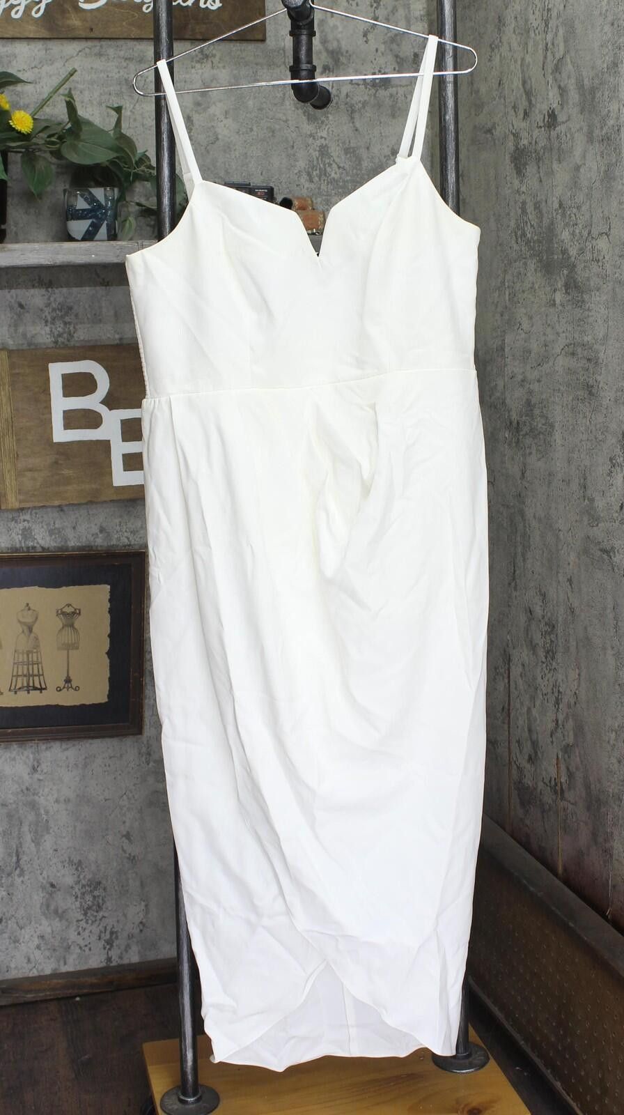Other City Chic Plus Size Sassy V Wrap Dress 6575644 White 14w Size XL / US 12-14 / IT 48-50 - 1 Thumbnail