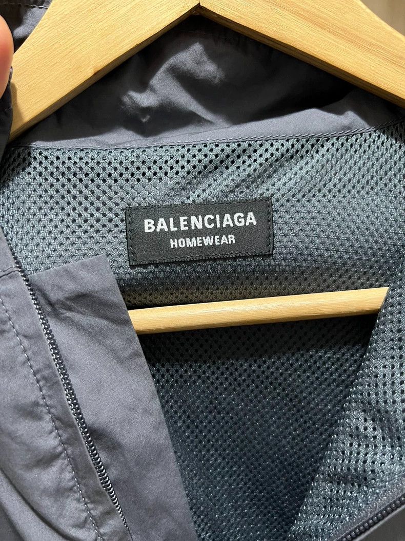 Balenciaga Balenciaga Lightweight Sports Blazer Jacket Size US S / EU 44-46 / 1 - 5 Thumbnail