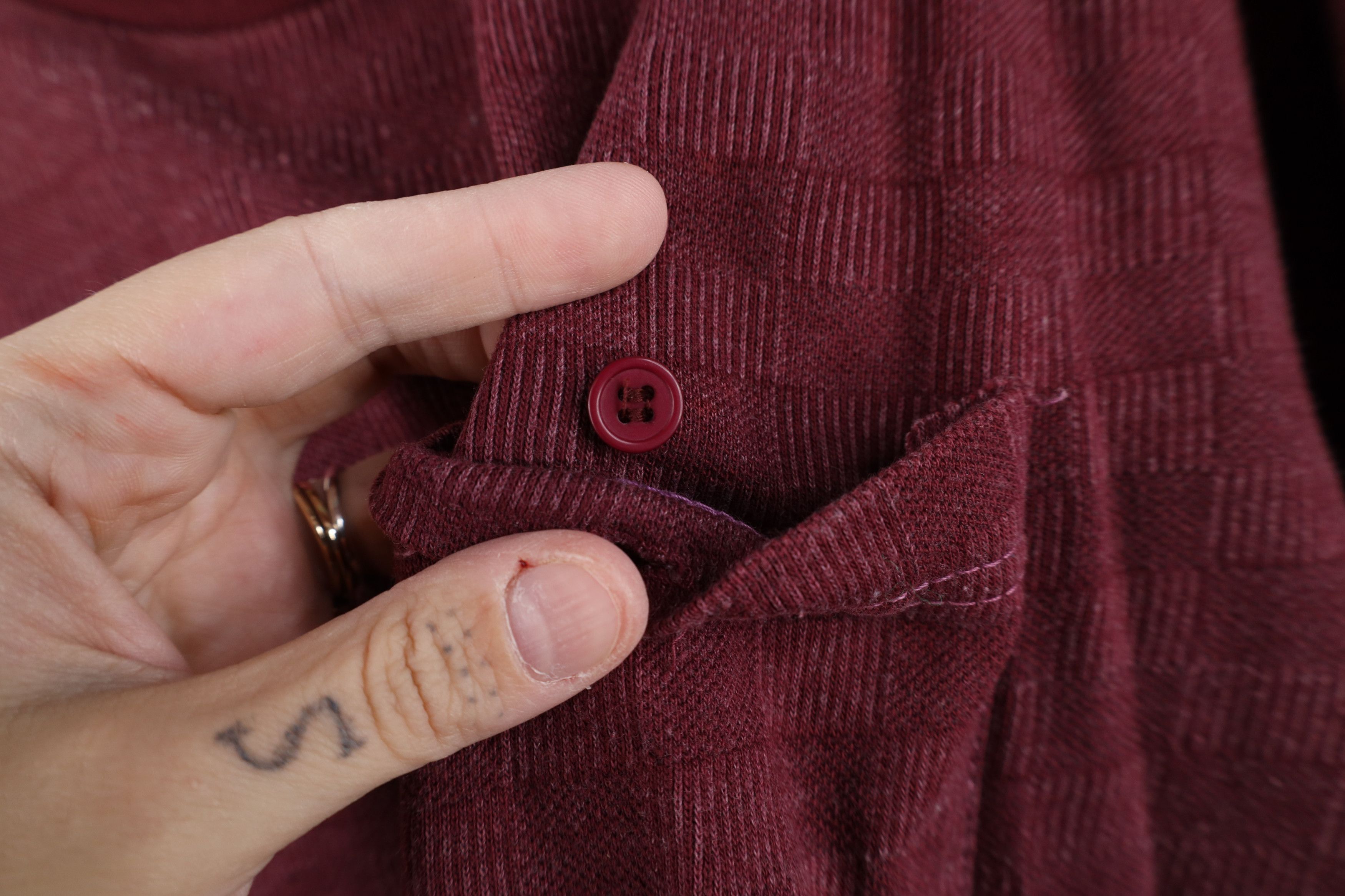 Vintage Vintage 90s Streetwear Checkered Knit Pocket T-Shirt Red Size US XL / EU 56 / 4 - 9 Thumbnail