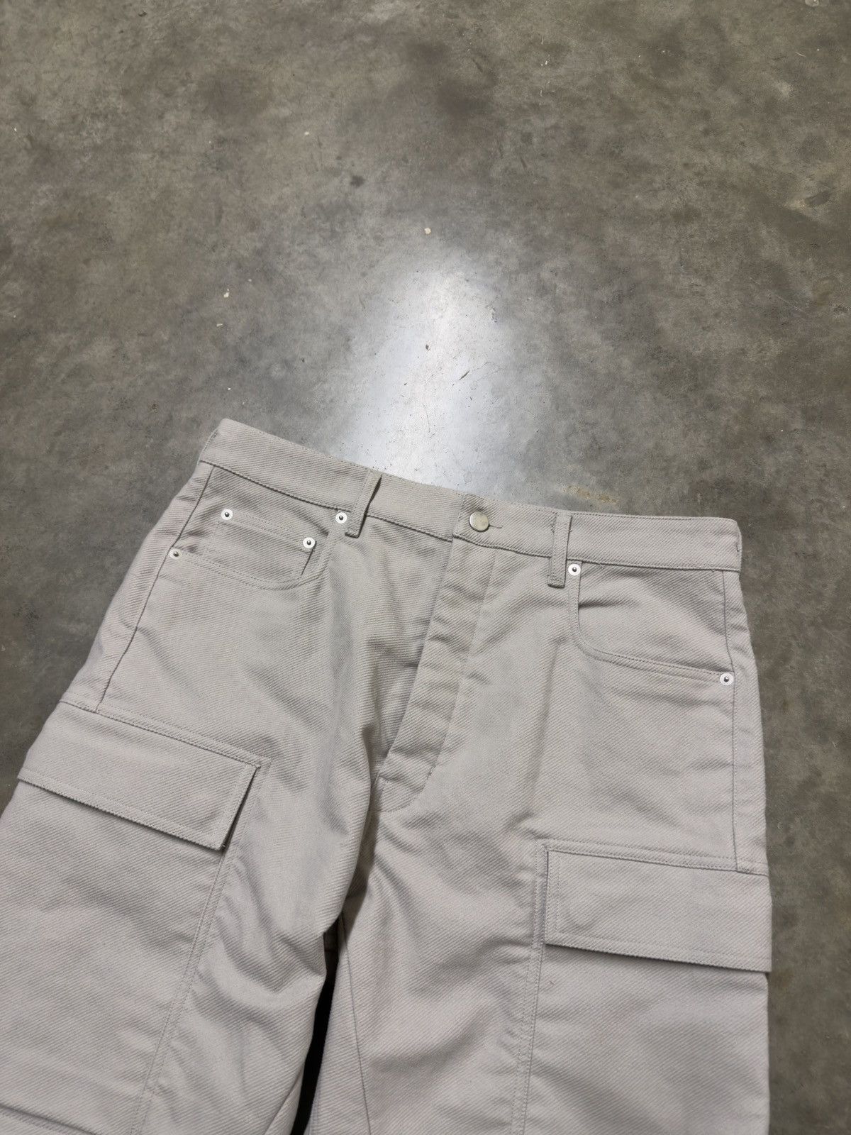 Rick Owens Rick Owens FW25 ‘Concordians’ Double Cargo Geth Jeans Size US 32 / EU 48 - 2 Thumbnail