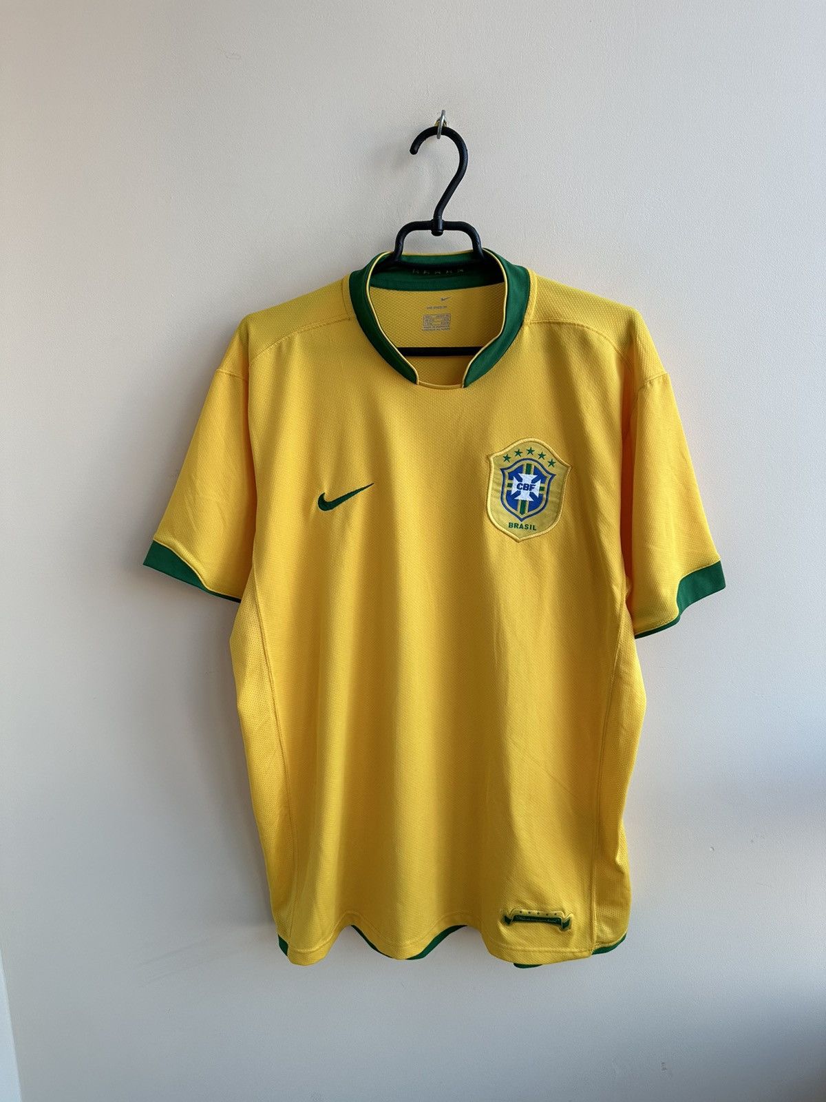 Nike × Vintage Brazil Home Football Shirt Nike Vintage Soccer Jersey Size US L / EU 52-54 / 3 - 1 Thumbnail