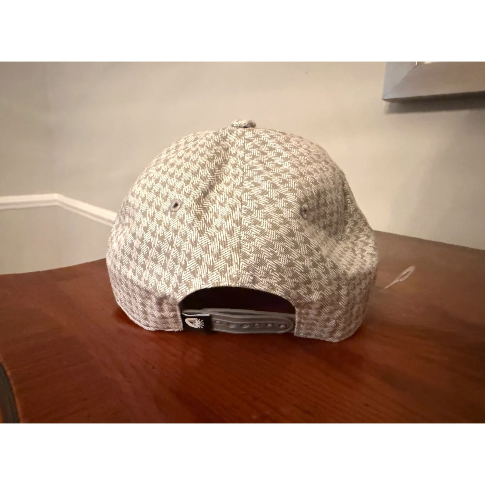 Adidas Adidas Golf Mens White Gray Members Bounce Cap Hat Adjustable Snapback NWOT Size ONE SIZE - 4 Thumbnail