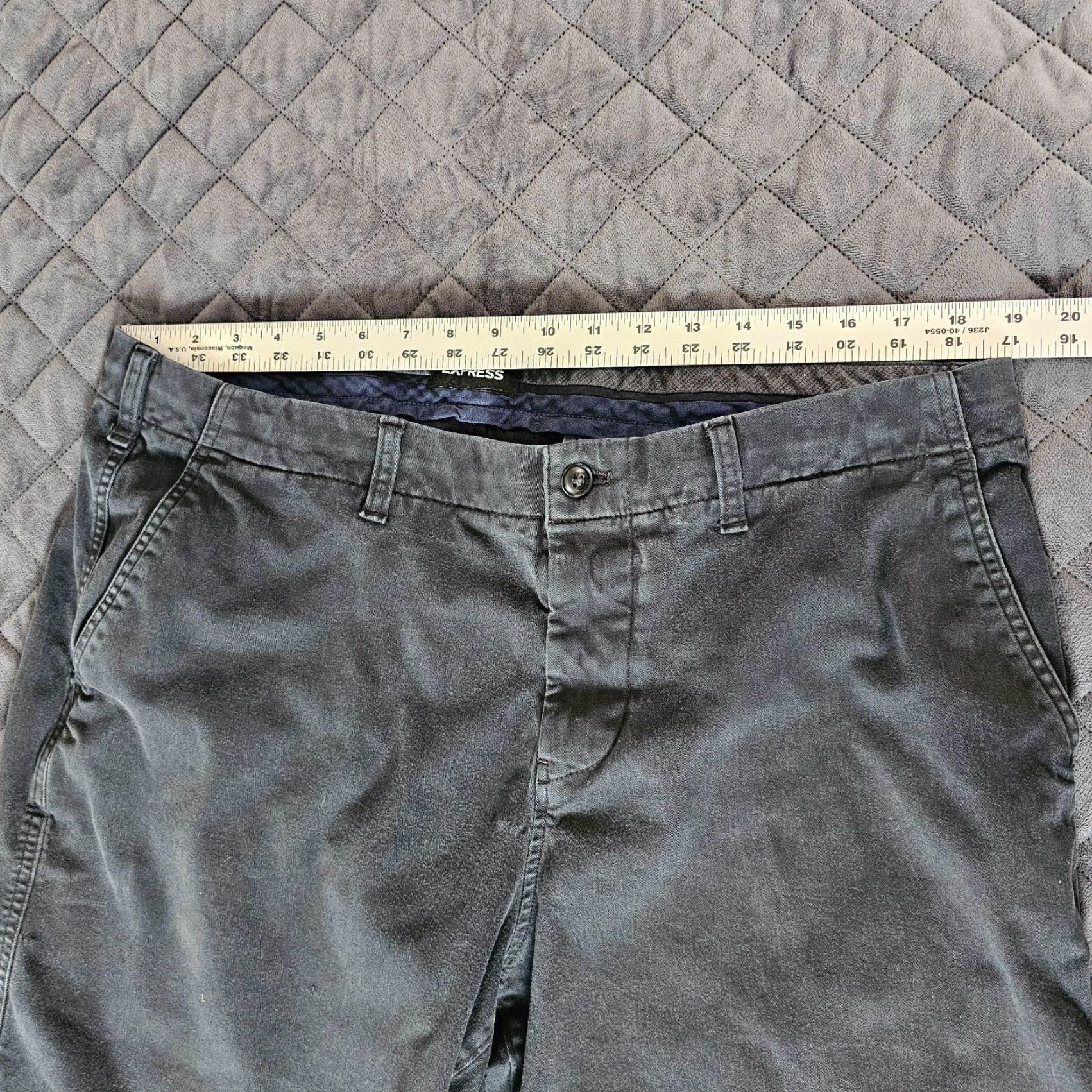 Express Express Chino Shorts Stretch+ Black 38 x 10" Inseam Classic At The Knee Casual Mens Size US 38 / EU 54 - 4 Thumbnail