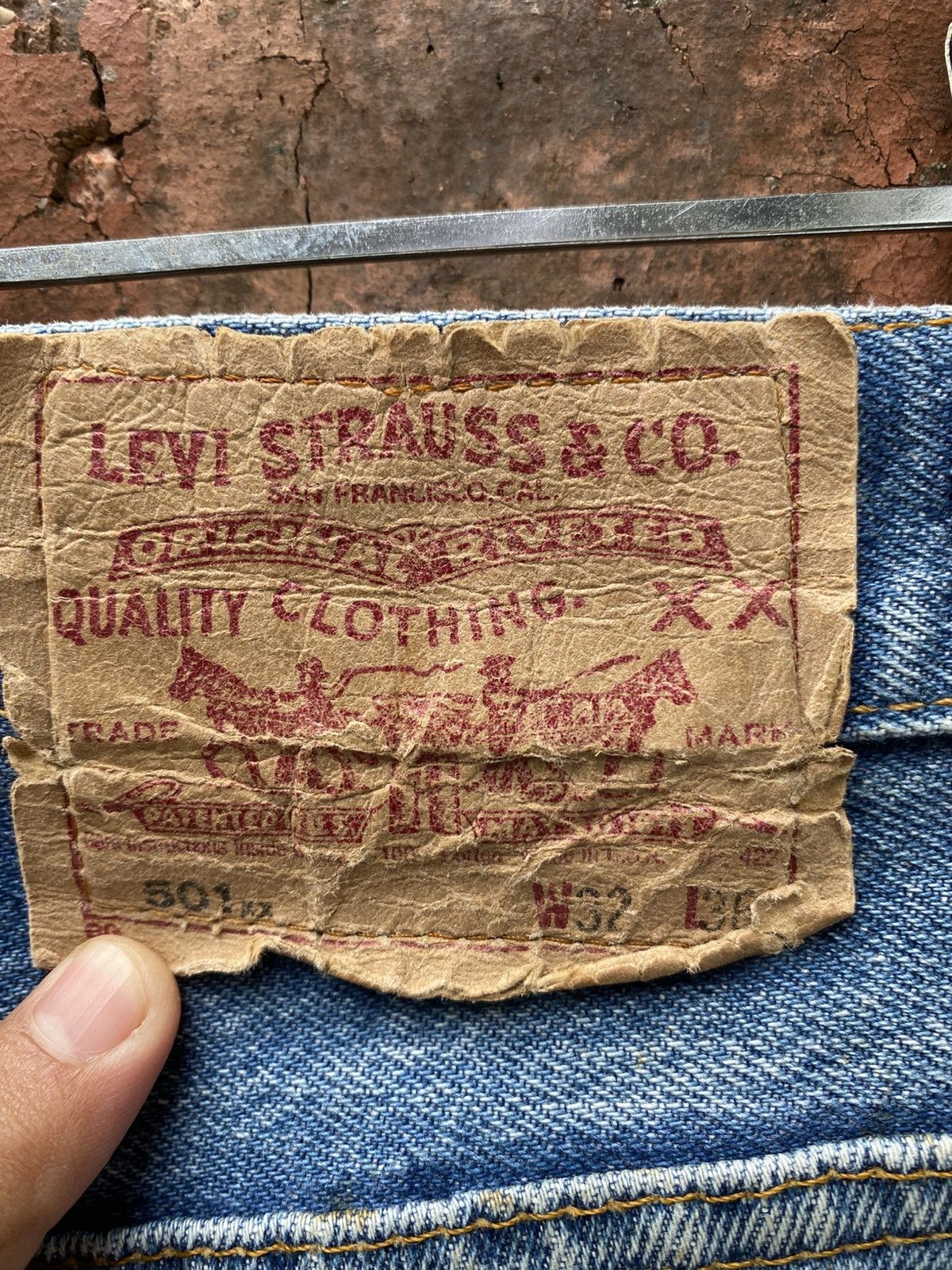 Levi's × Levi's Vintage Clothing × Vintage W32x32 vintage levi's 90s 501xx made in USA Size US 32 / EU 48 - 5 Thumbnail