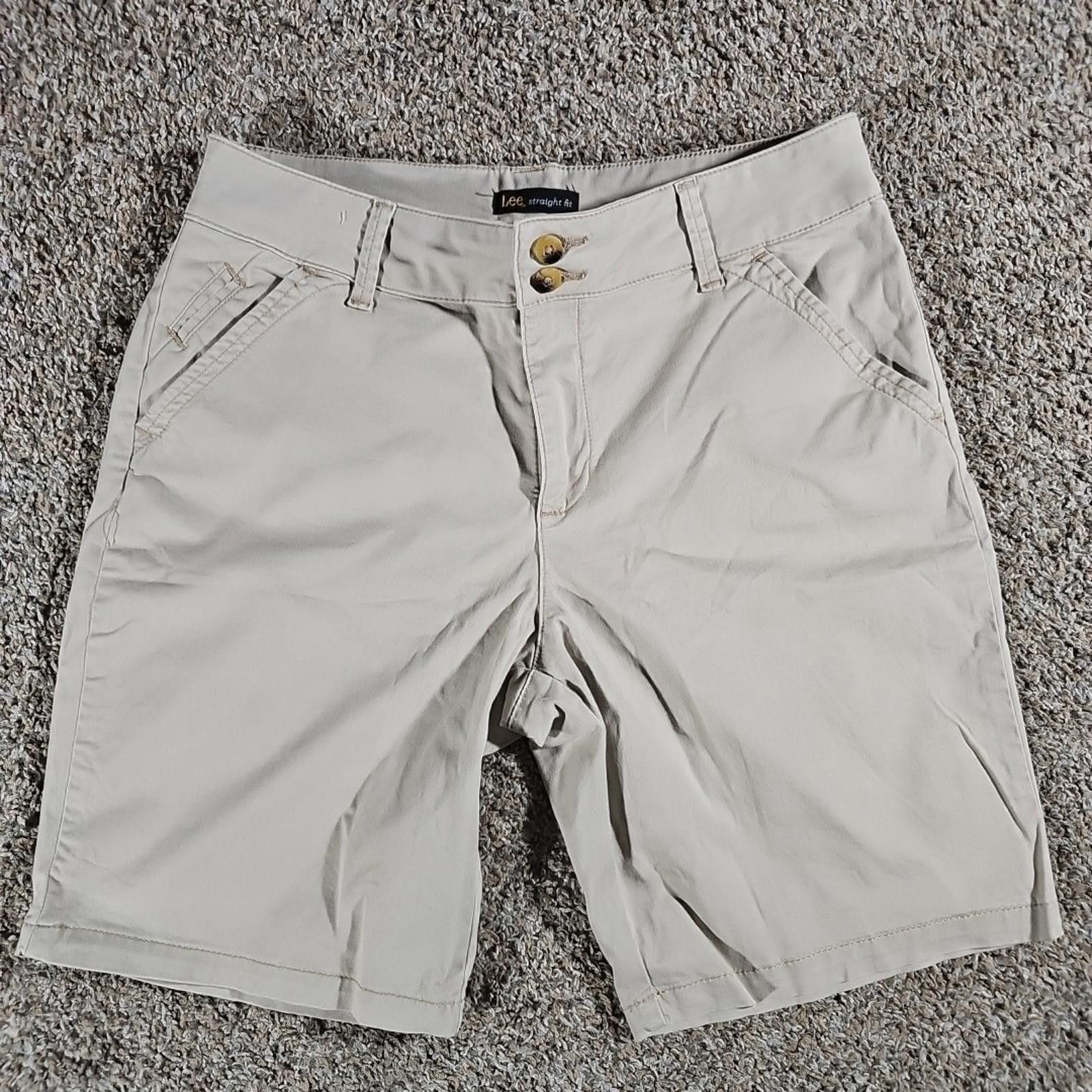 Lee Lee Women Straight Fit Khaki Cargo Shorts 10M Outdoor Casual Size 30" / US 8 / IT 44 - 1 Thumbnail