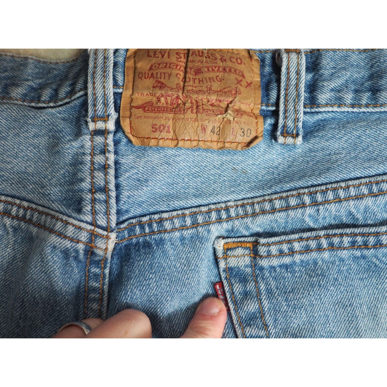 Levi's VINTAGE Levi's 501 USA Denim Jeans Pants 39x29 Blue Grunge Distressed 1990s Mens Size US 39 - 6 Thumbnail