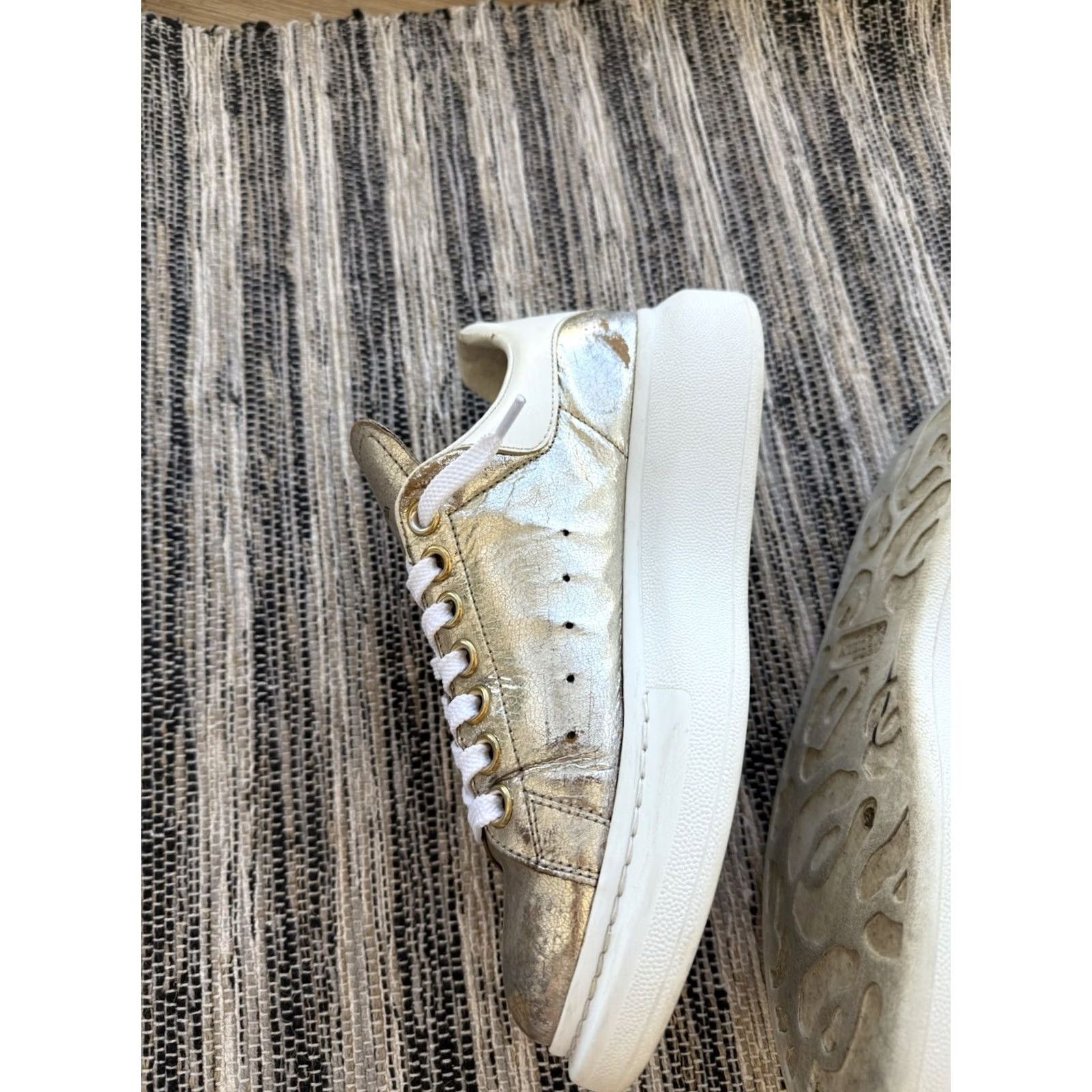 Alexander McQueen ALEXANDER McQUEEN CLUNKY LEATHER SNEAKERS METALLIC USA 7 Pink Logo Vintage Women's Sneaker 90s Hip Hop Skull Stars Avant Garde Size US 7 / IT 37 - 7 Thumbnail
