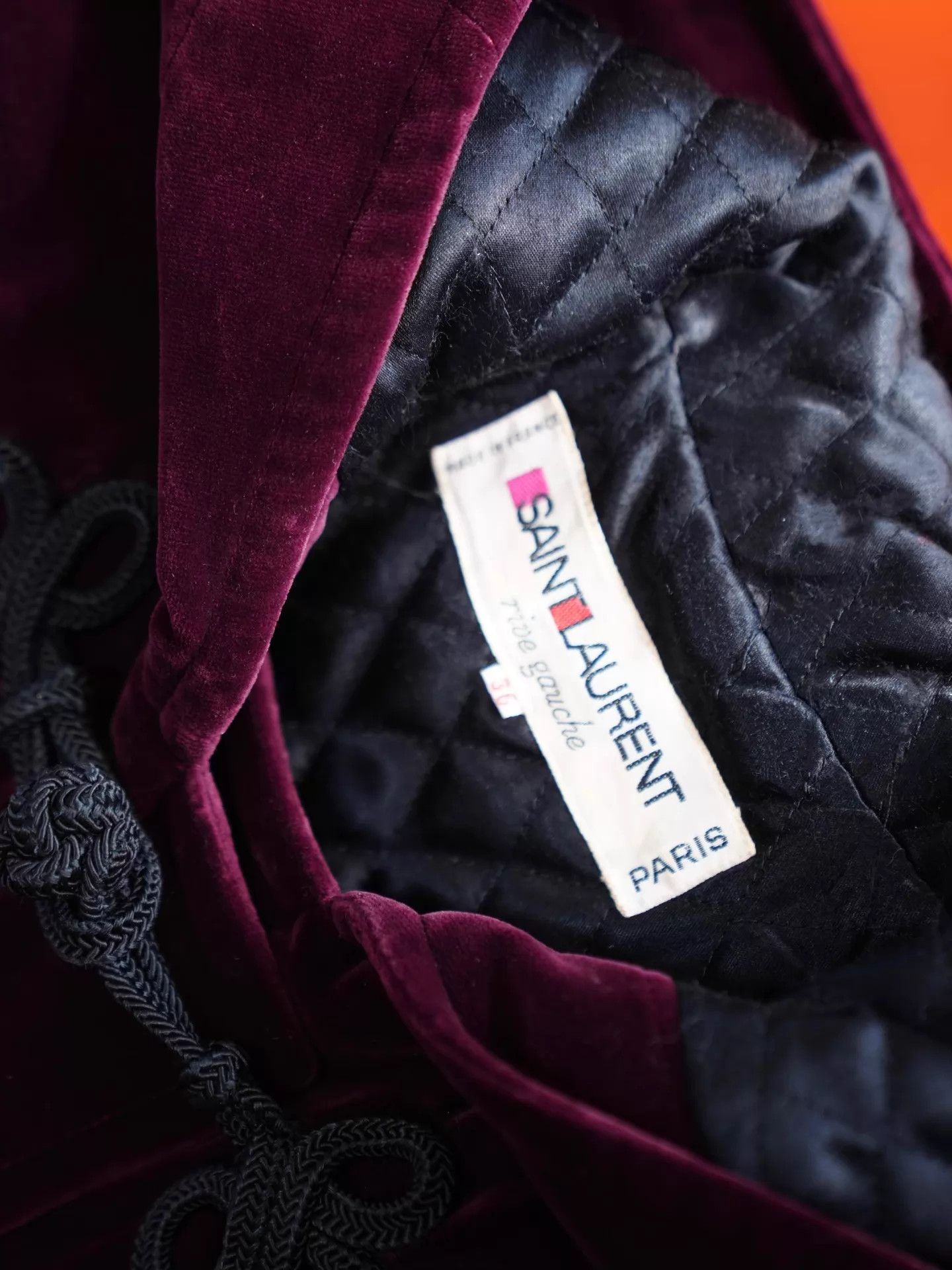 Yves Saint Laurent YSL Rive Gauche Dark Plum Velvet Quilted Hooded Coat Size XS / US 0-2 / IT 36-38 - 4 Thumbnail