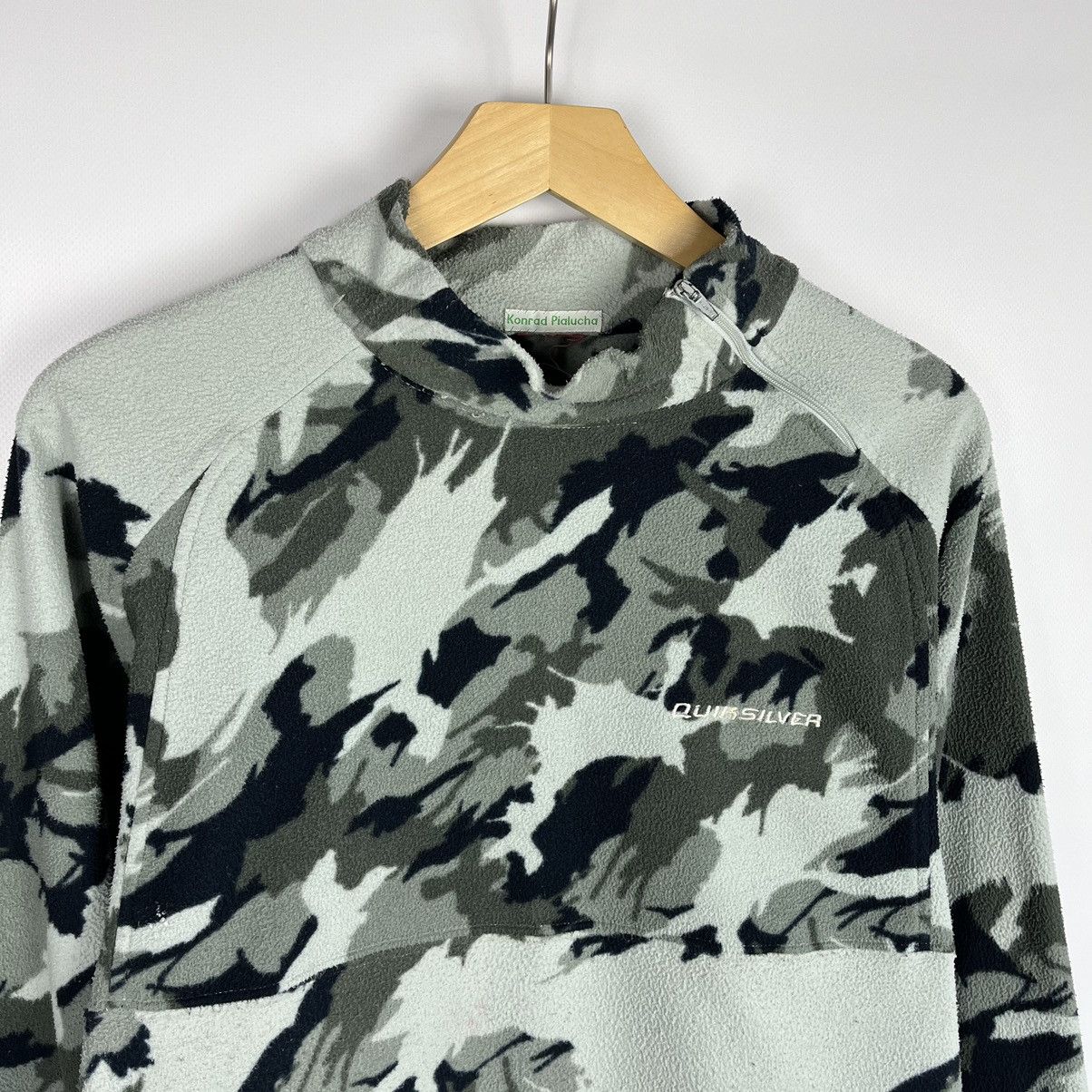 Quiksilver Vintage Y2K Quiksilver Camo Fleece Sweatshirt Outdoor Hiking Size US XS / EU 42 / 0 - 2 Thumbnail