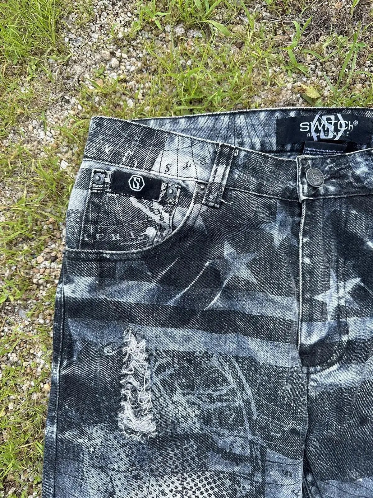 Tornado Mart STEALS🔥SWITCH REMARKABLE JEANS RIPPED FULL PRINT DENIM PANTS Size US 32 / EU 48 - 5 Thumbnail