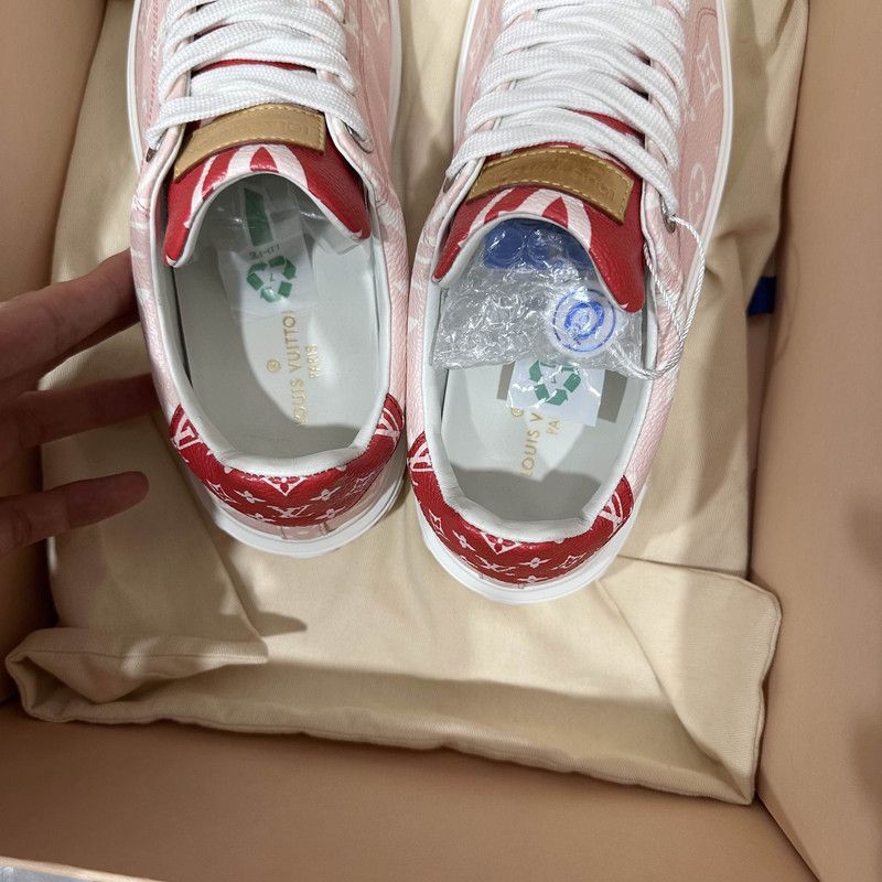 Louis Vuitton Louis Vuitton Stylish Pink Leather Sneakers - Size US 6.5 / EU 39-40 - 8 Thumbnail
