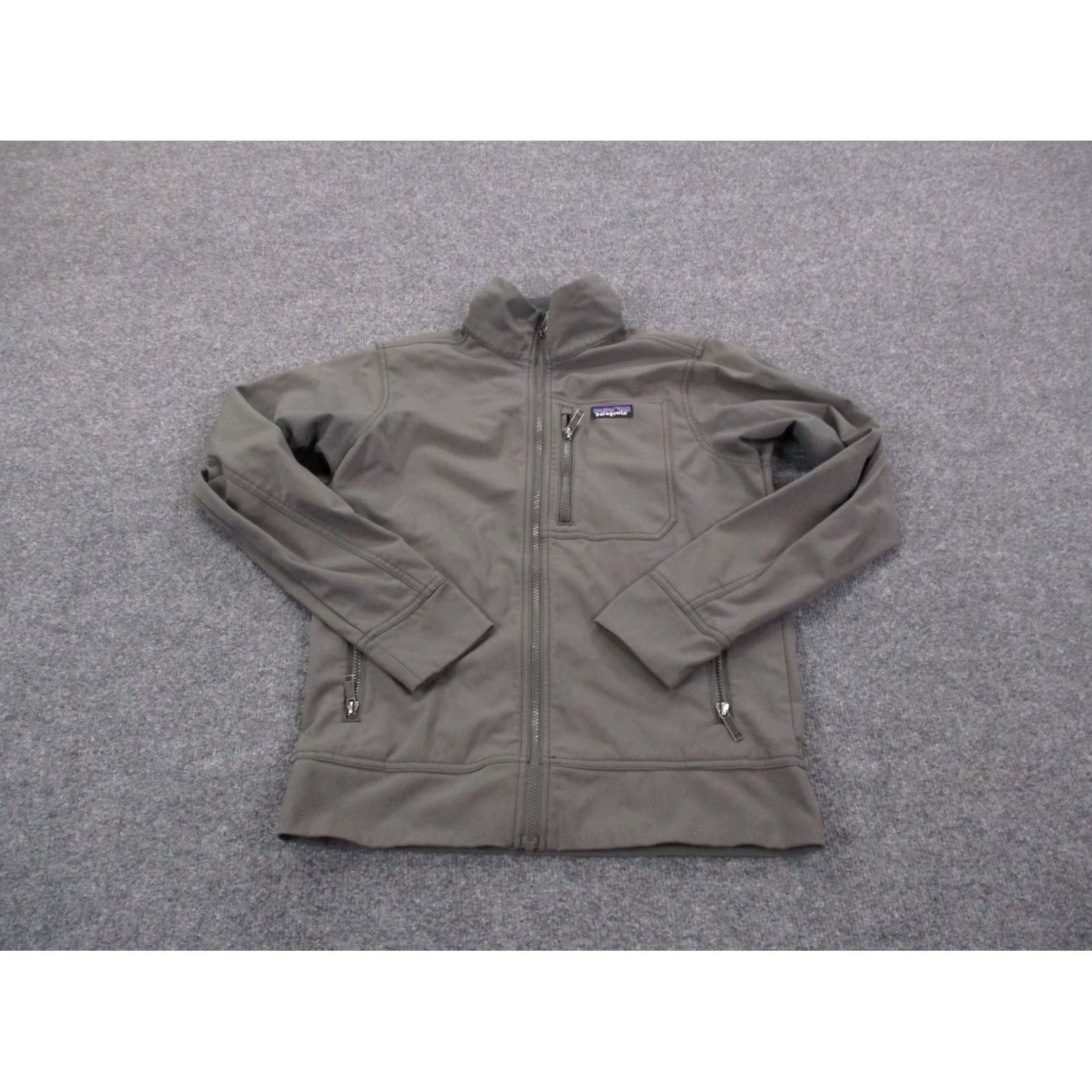 Patagonia Patagonia Jacket Mens S Gray Windbreaker Zip Pockets Thermal Windproof Outdoor 27375 Size US S / EU 44-46 / 1 - 2 Thumbnail