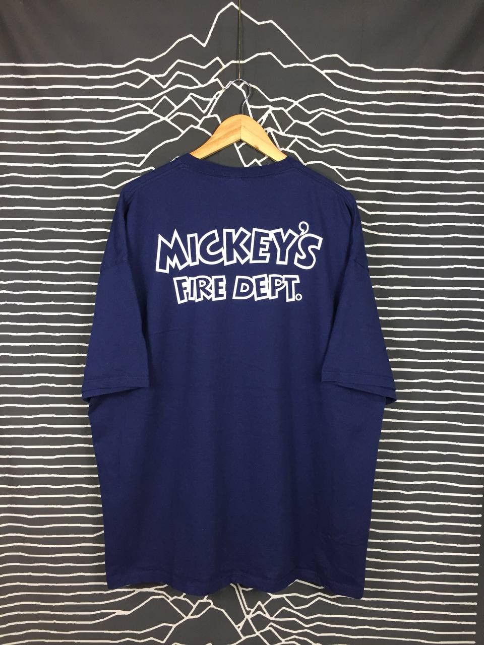 Cartoon Network Vtg Walt Disney World Mickey's Fire Department Cartoon Tee Size US XXL / EU 58 / 5 - 1 Thumbnail