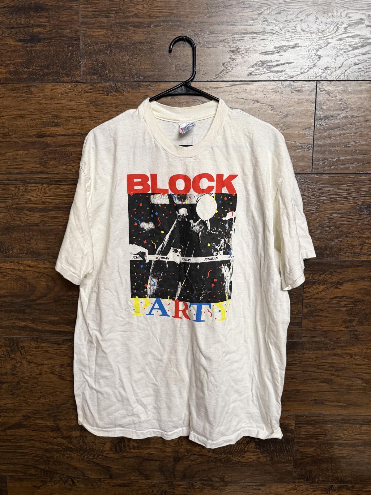 Hanes VTG Volleyball T-shirt Art Block Party Ichiban Net - XL Size US XL / EU 56 / 4 - 1 Thumbnail