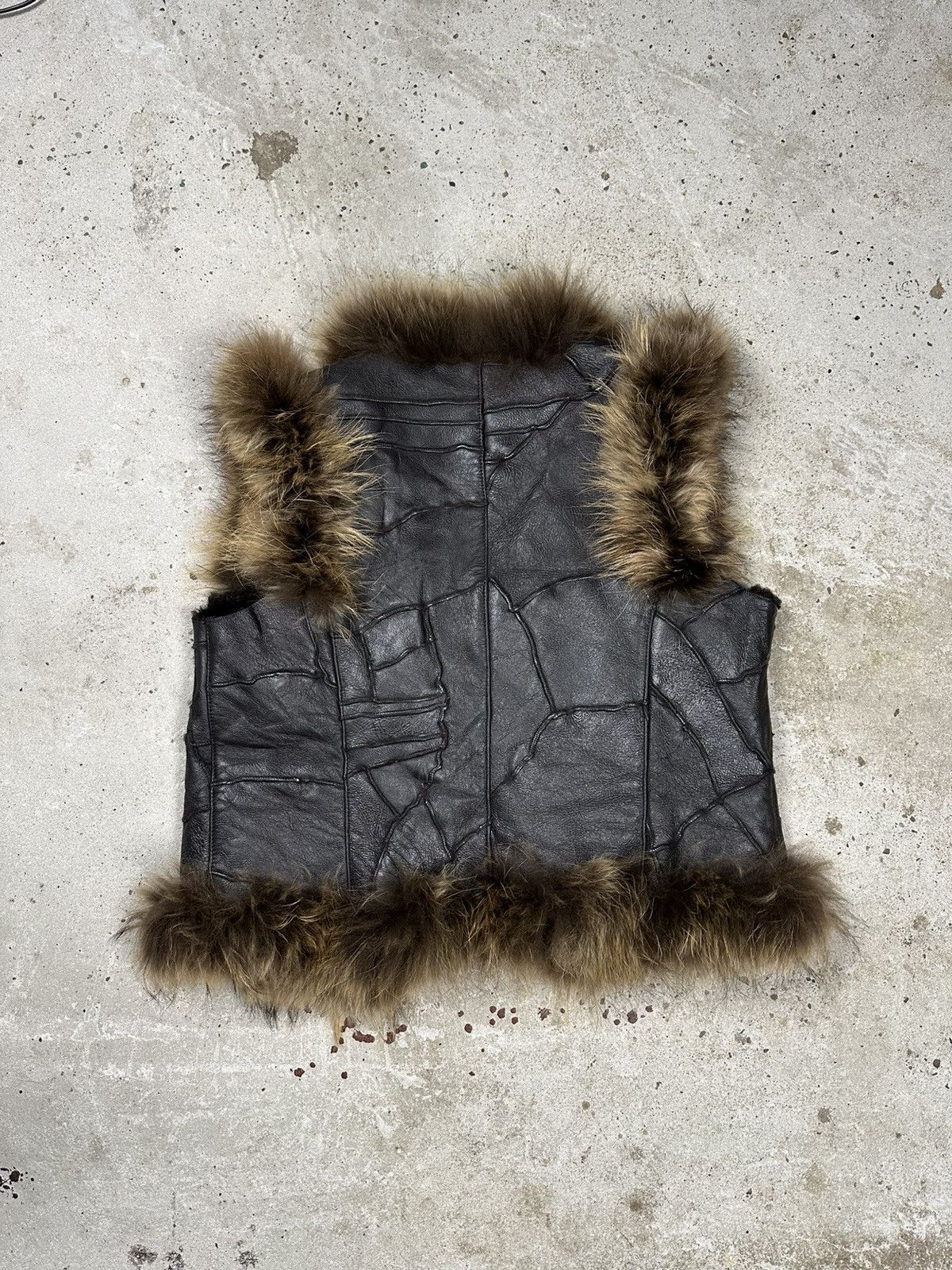 If Six Was Nine Vintage Y2K Lamb Leather Patchwork Vest Racoon Fur japan Size US S / EU 44-46 / 1 - 2 Thumbnail