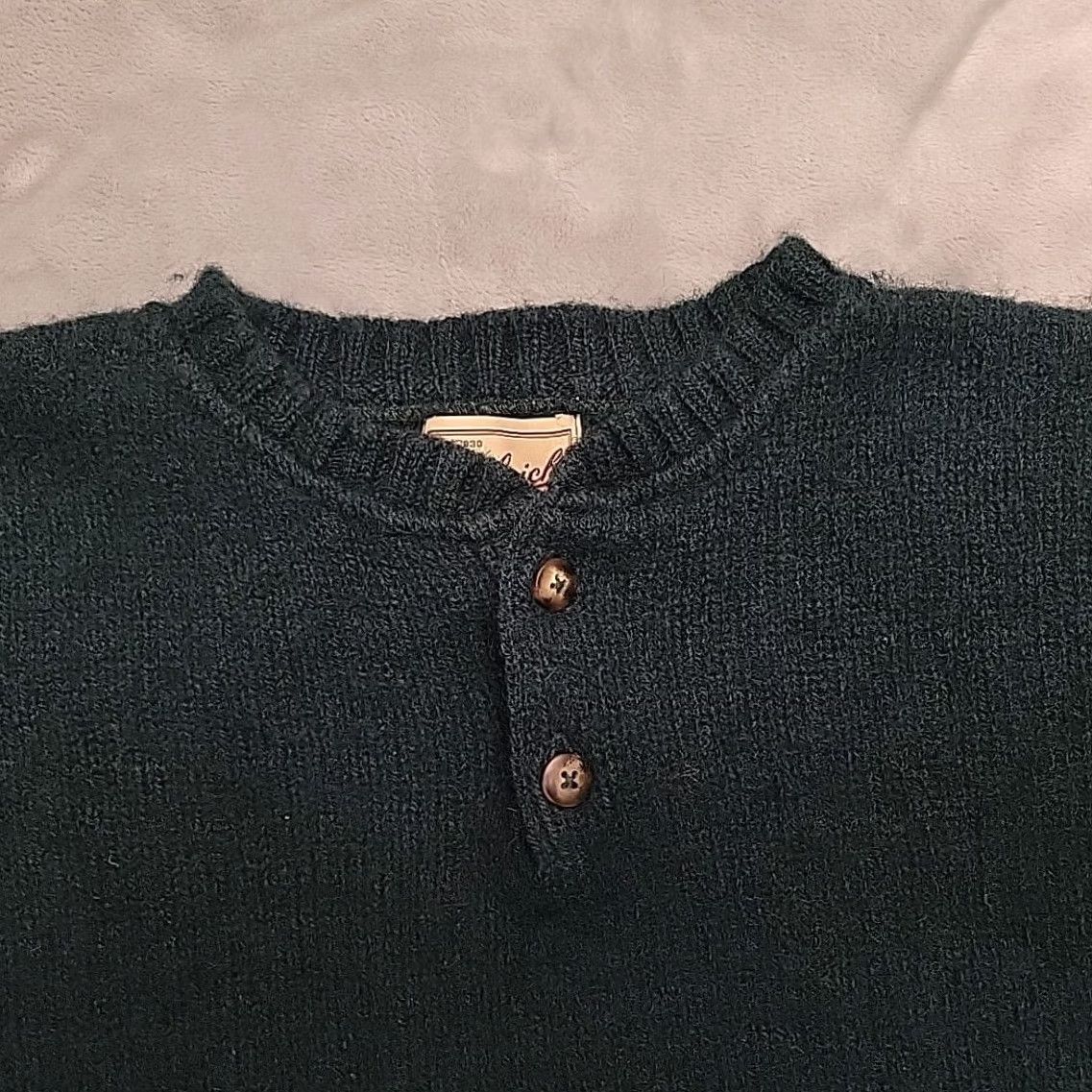 Vintage VINTAGE Woolrich Sweater XL Men Green Wool Knit Made in USA Pullover Crew Neck Long Sleeve All Seasons Casual Snug Solid Pattern Size US XL / EU 56 / 4 - 3 Thumbnail