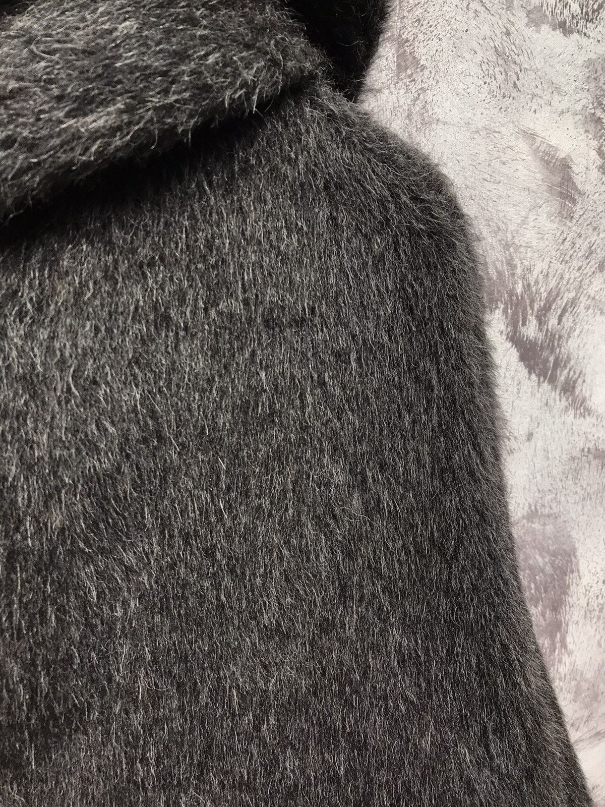Gucci Vintage 90s gucci bamboo button lining fur jacket Size XL / US 12-14 / IT 48-50 - 11 Thumbnail