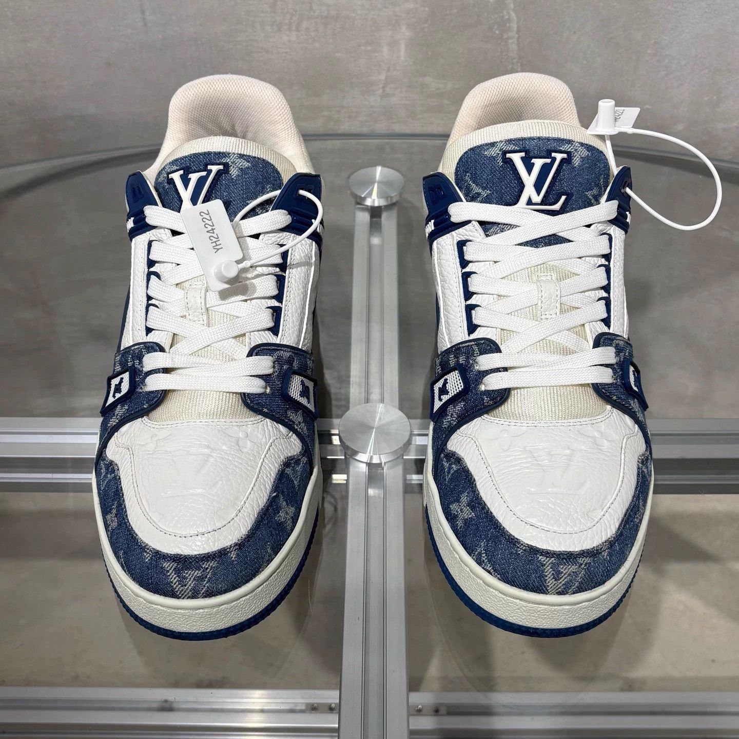 Louis Vuitton LV Trainer White Blue Denim UK9 / 43 Size US 10 / EU 43 - 1 Thumbnail