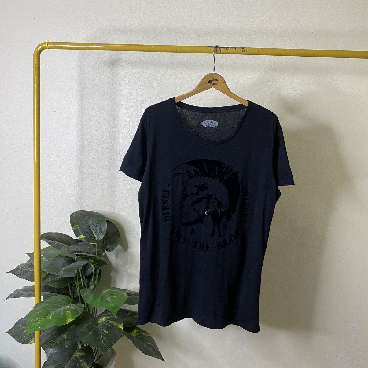 Diesel Diesel Industry Mohawk Graphic Tee Size US L / EU 52-54 / 3 - 1 Thumbnail