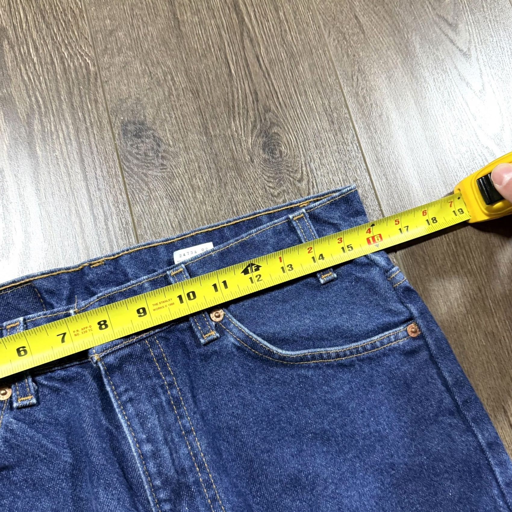 Levi's VINTAGE Levi's 517 Bootcut Jeans Mens 30x25 Blue Dark Wash Regular Fit Denim Classic Jeans Size 30" / US 8 / IT 44 - 6 Thumbnail