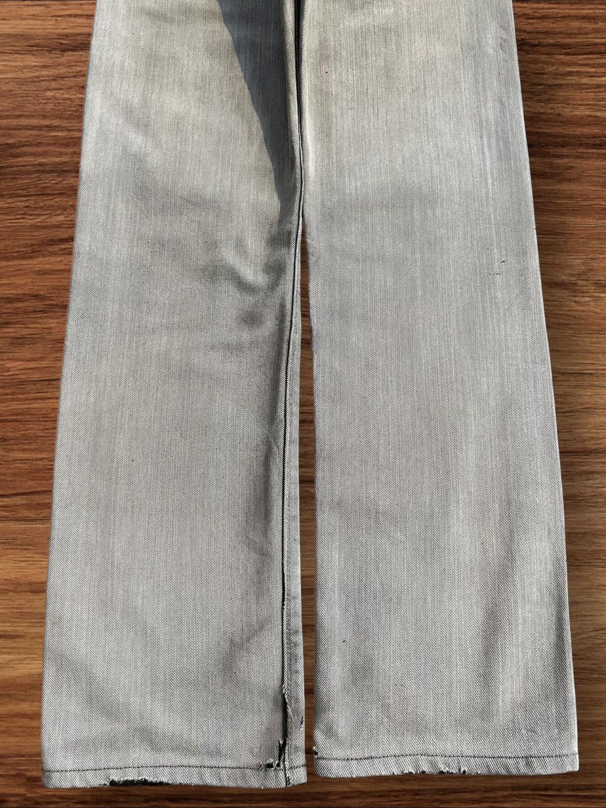 Levi's × Levi's Vintage Clothing Vintage Y2K Levi’s Grey Wash Distressed Slim Straight Jeans Size US 28 / EU 44 - 6 Thumbnail