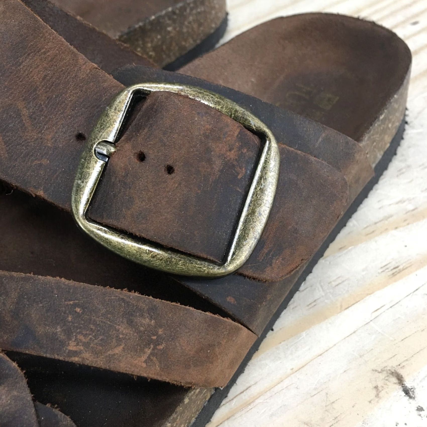 Vintage White Mountain Sandals Womens 11 M Healing Footbed Flip Flops Brown Leather Shoes Size US 11 / IT 41 - 4 Thumbnail