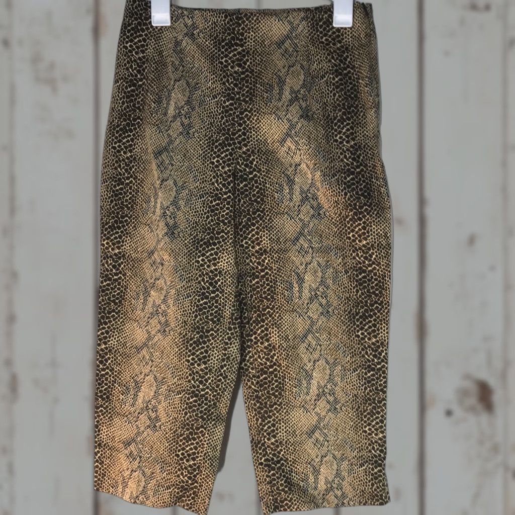 Vintage VINTAGE Tribal Women's Crop Pants Size 6 Animal Print Stretch Cotton Spandex Summer Casual Size 28" / US 6 / IT 42 - 1 Thumbnail