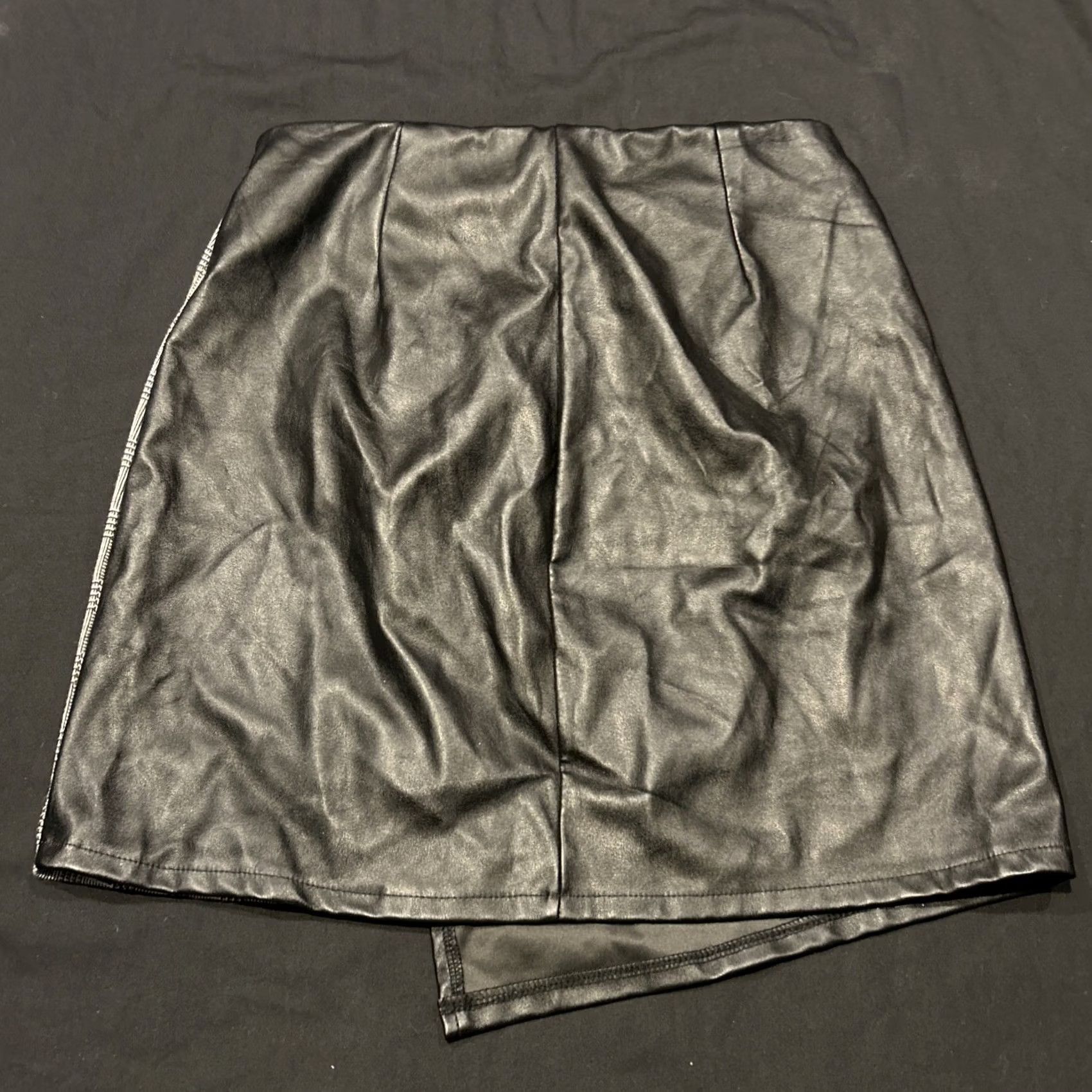 Vintage Potter's Pot Skirt Mini Black Faux Leather Size M Polyester Size 32" / US 10 / IT 46 - 4 Thumbnail