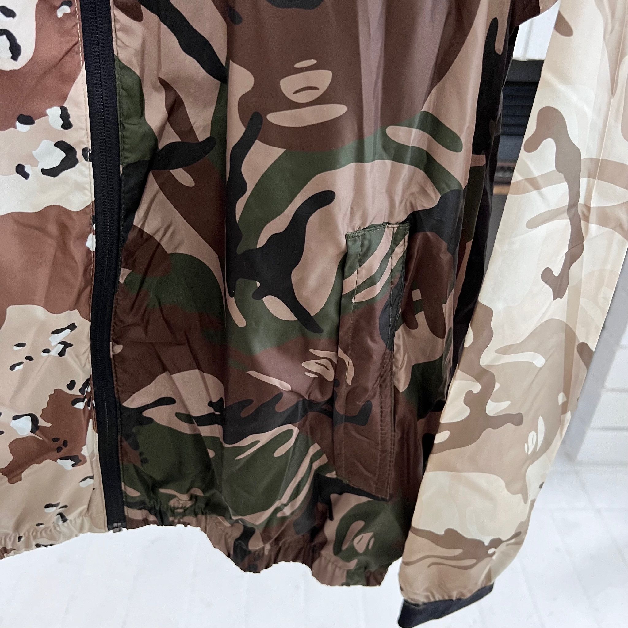 Aape Bape A bathing Ape MIX CAMO PANEL Hooded Windbreaker JACKET Size US L / EU 52-54 / 3 - 9 Thumbnail