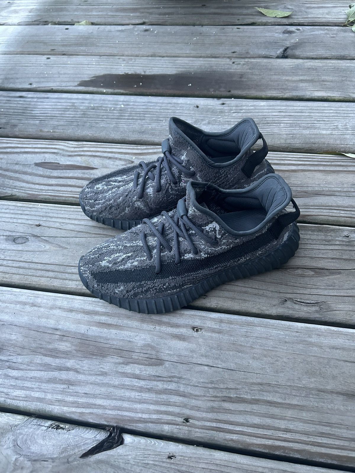 Adidas Adidas Yeezy boost 350 Size US 6.5 / IT 36.5 - 2 Thumbnail