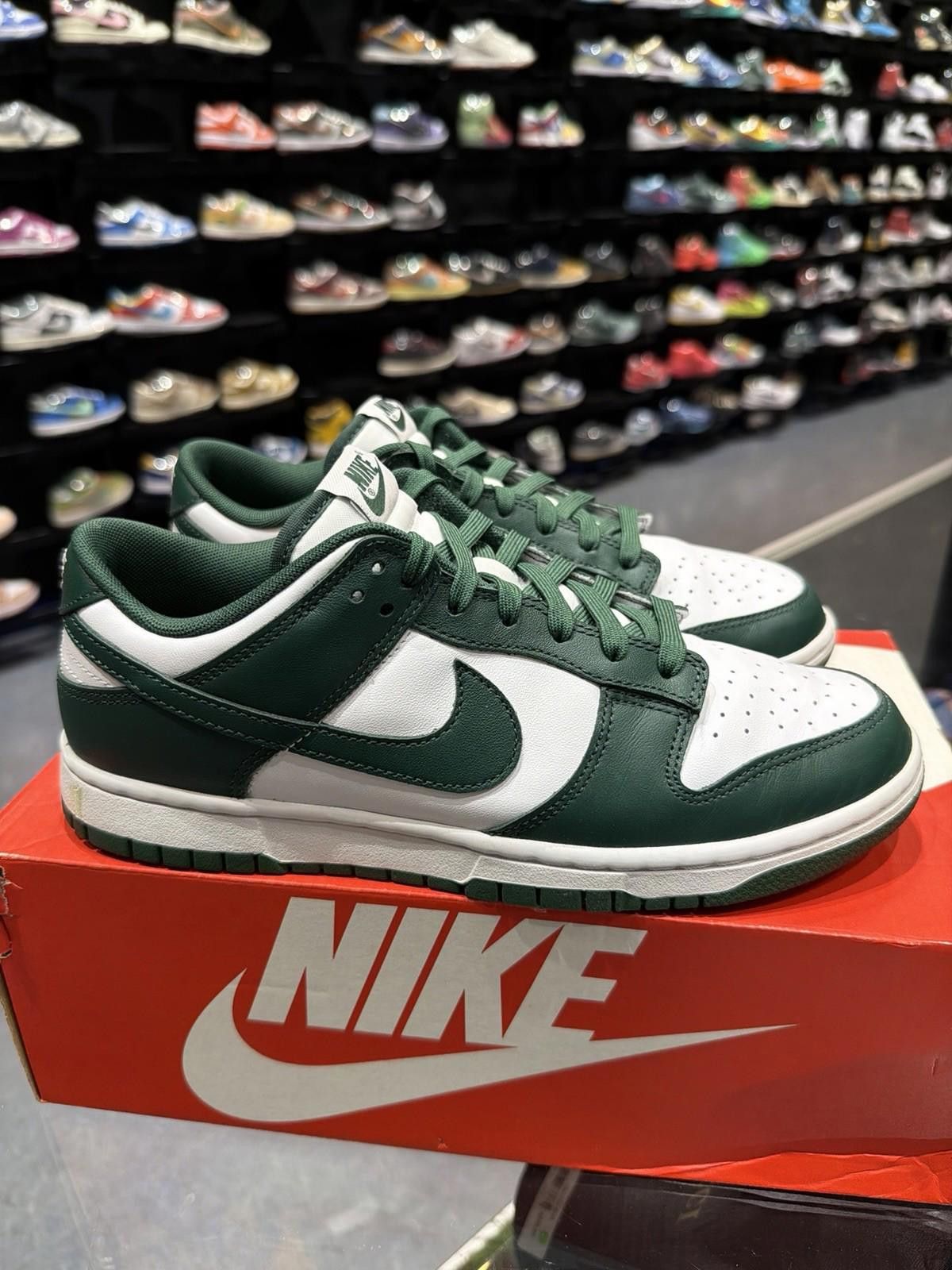 Nike Nike Dunk Low Michigan State Size 8.5 Preowned Authentic Size US 8.5 / EU 41-42 - 1 Thumbnail