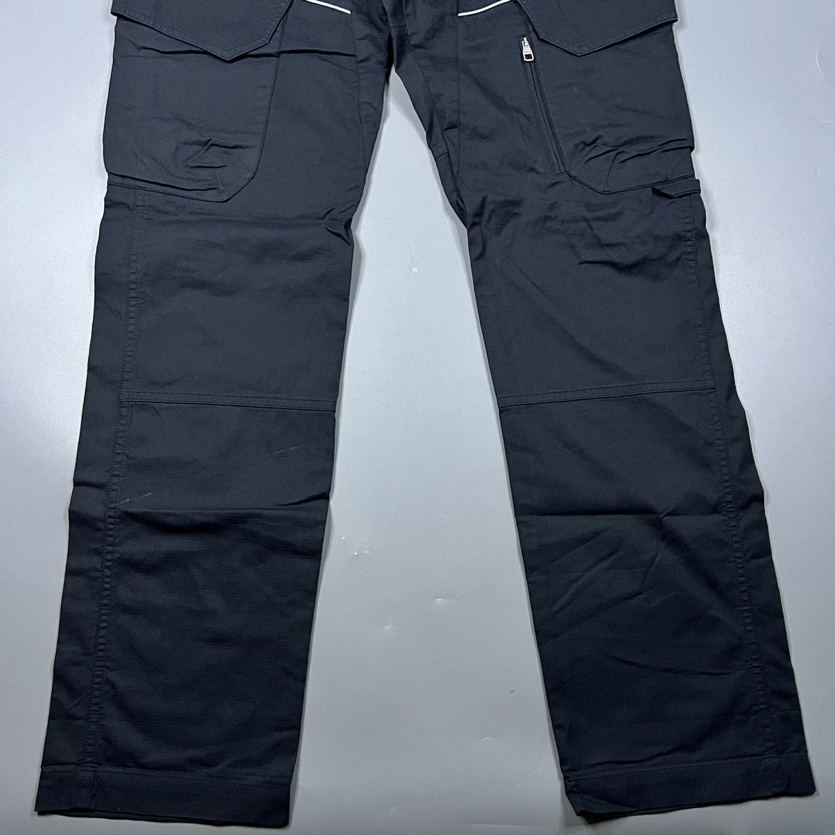 Louis Vuitton Louis Vuitton Virgil Abloh SS19 Black Cargo Pants Reflective Size US 31 - 3 Thumbnail