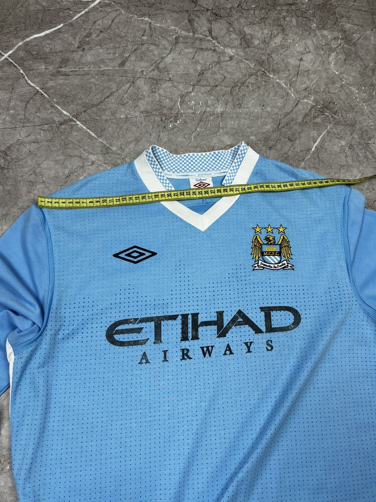Umbro 2011 Vintage Manchester City Umbro SoccerJersey Long Sleeve Size US L / EU 52-54 / 3 - 10 Thumbnail
