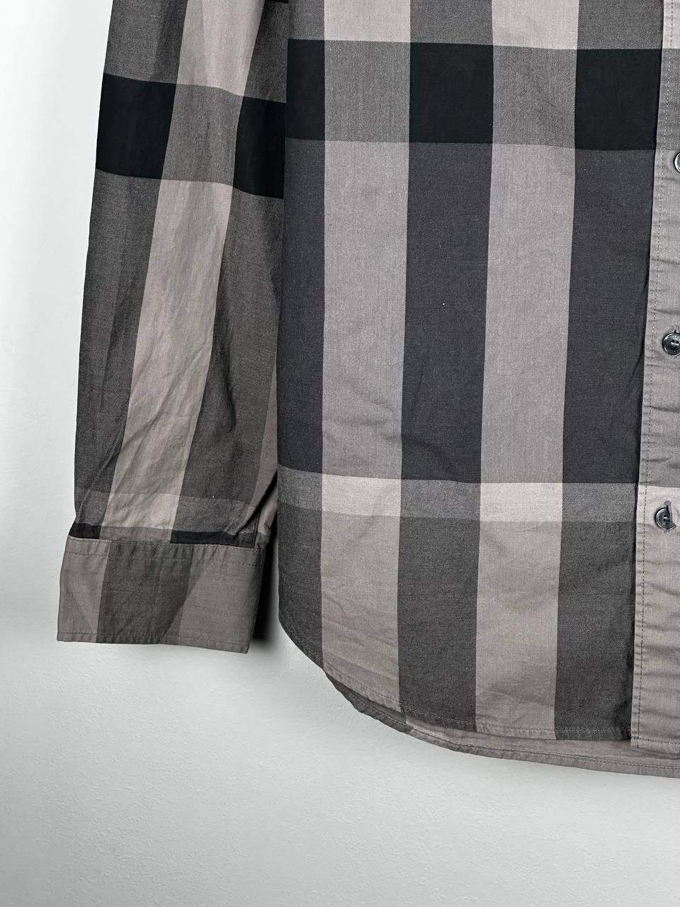 Burberry Luxury Burberry Nova Check Dark Long Sleeve Shirt Size US L / EU 52-54 / 3 - 4 Thumbnail