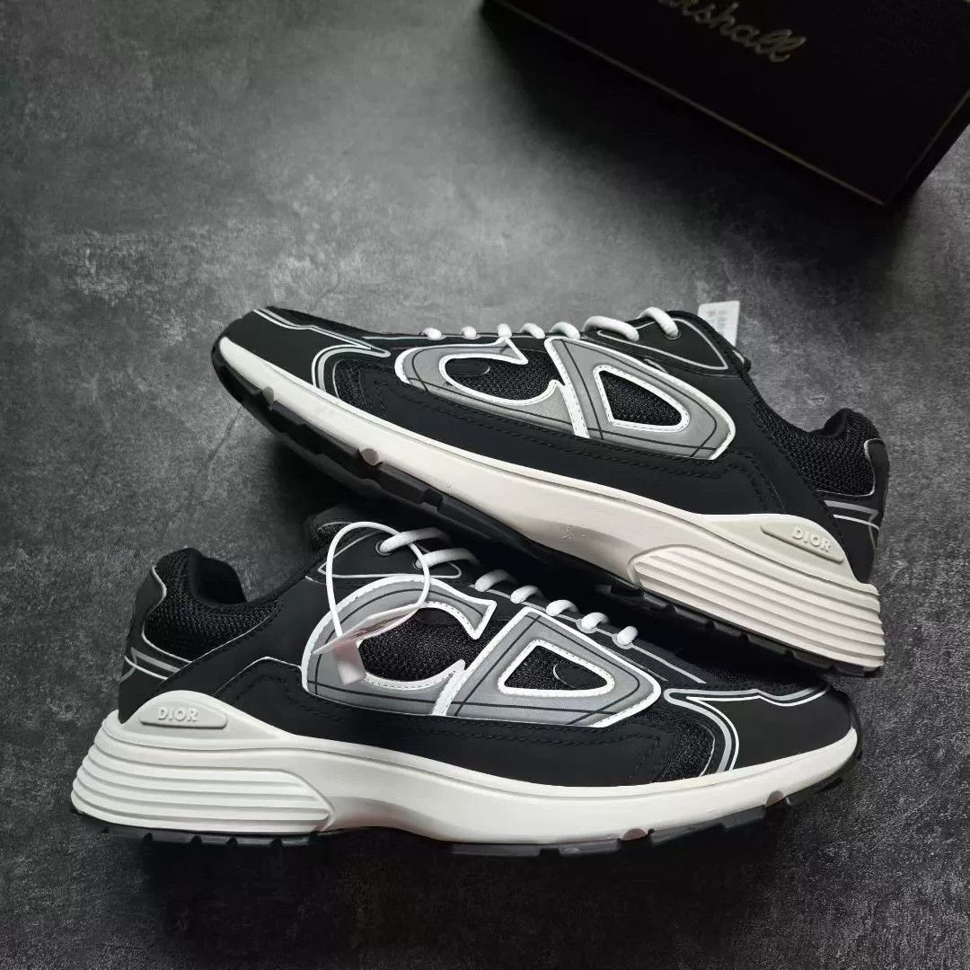 Dior Dior Black Lowtop Sneakers 30 Men Size US 10 / EU 43 - 1 Thumbnail