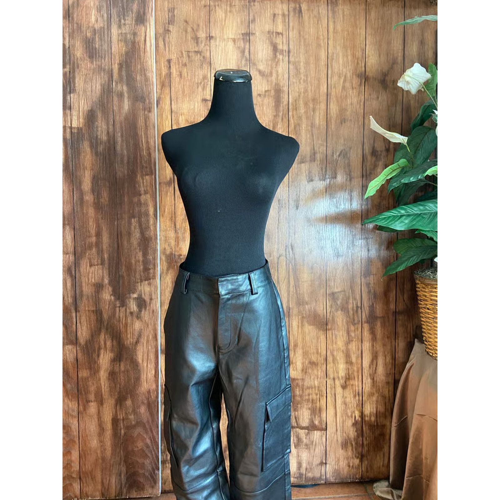 Fredo Santana Black faux leather womens pants Cara santa size:4 Size 28" / US 6 / IT 42 - 1 Thumbnail