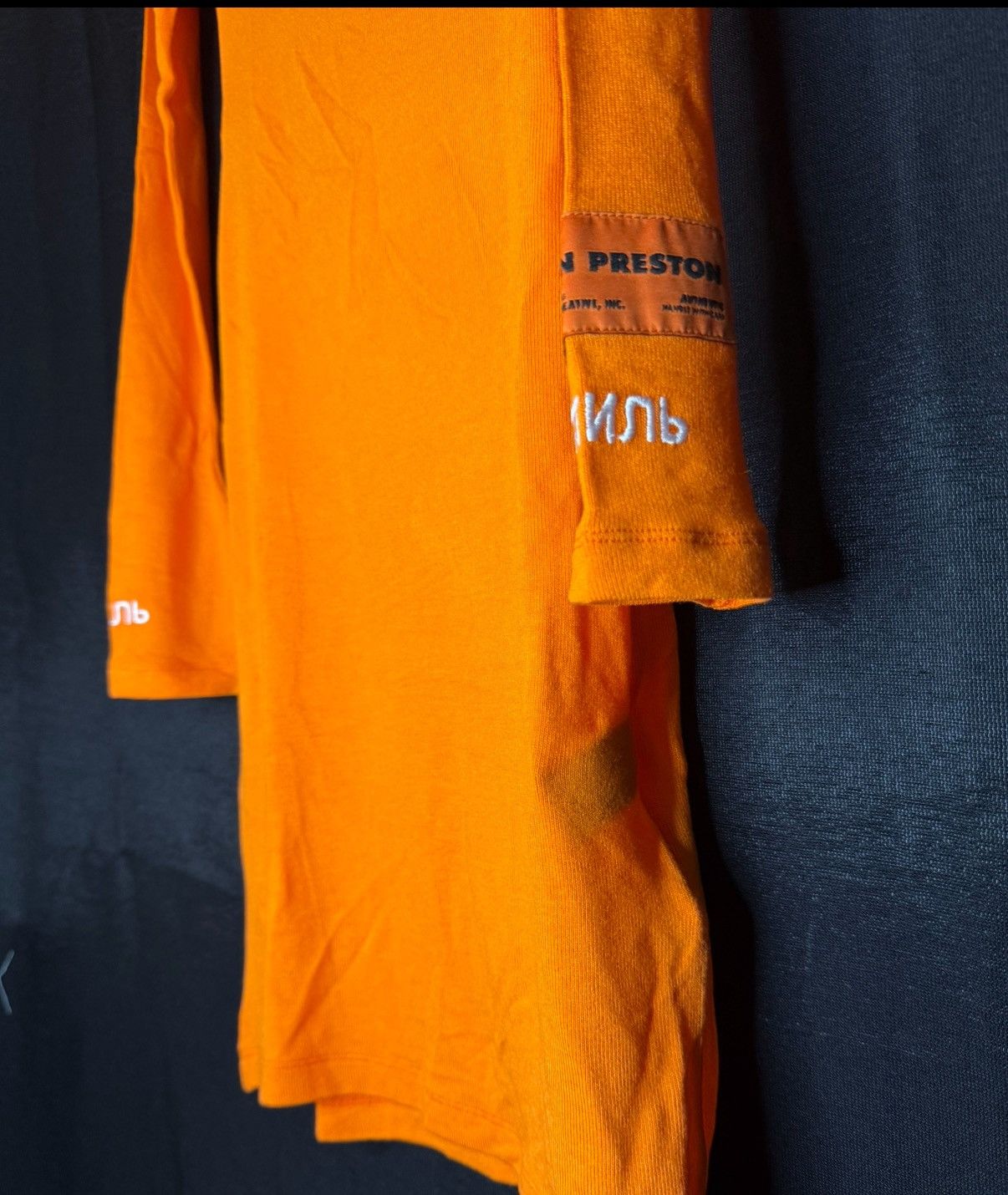 Heron Preston Heron Preston Orange “СТИЛЬ” Mock Neck Long Sleeve Top Size XS / US 0-2 / IT 36-38 - 3 Thumbnail