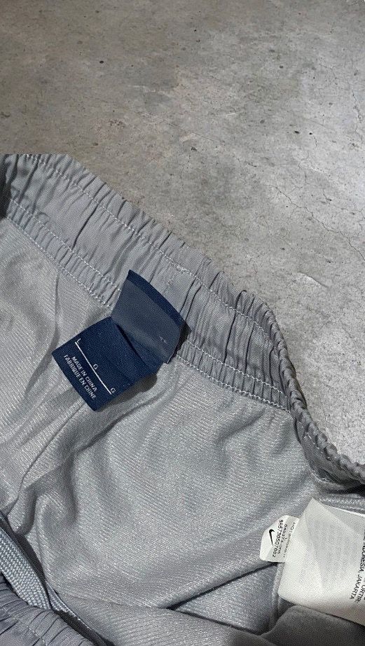 Nike Y2k Nike Trackpants Size US 33 - 7 Thumbnail