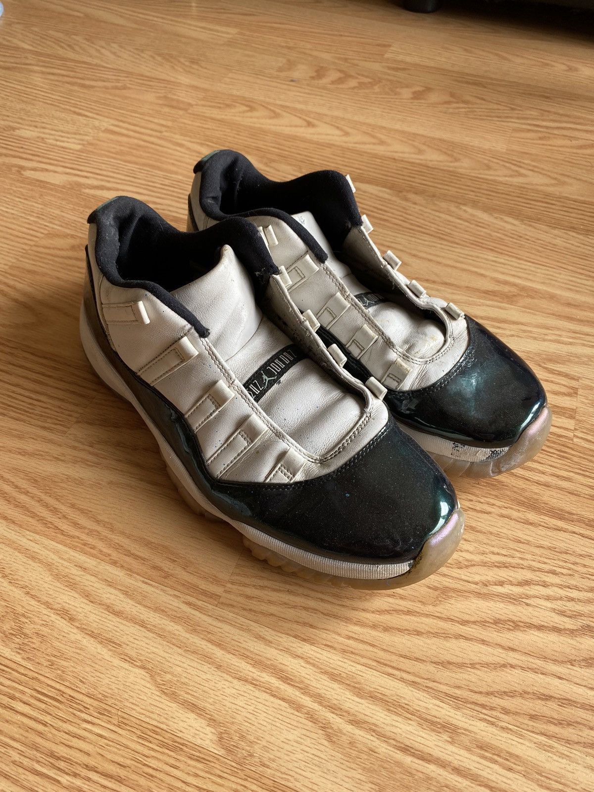Jordan Brand Jordan 11 Iridescent Retro Low Size US 11.5 / EU 44-45 - 3 Thumbnail